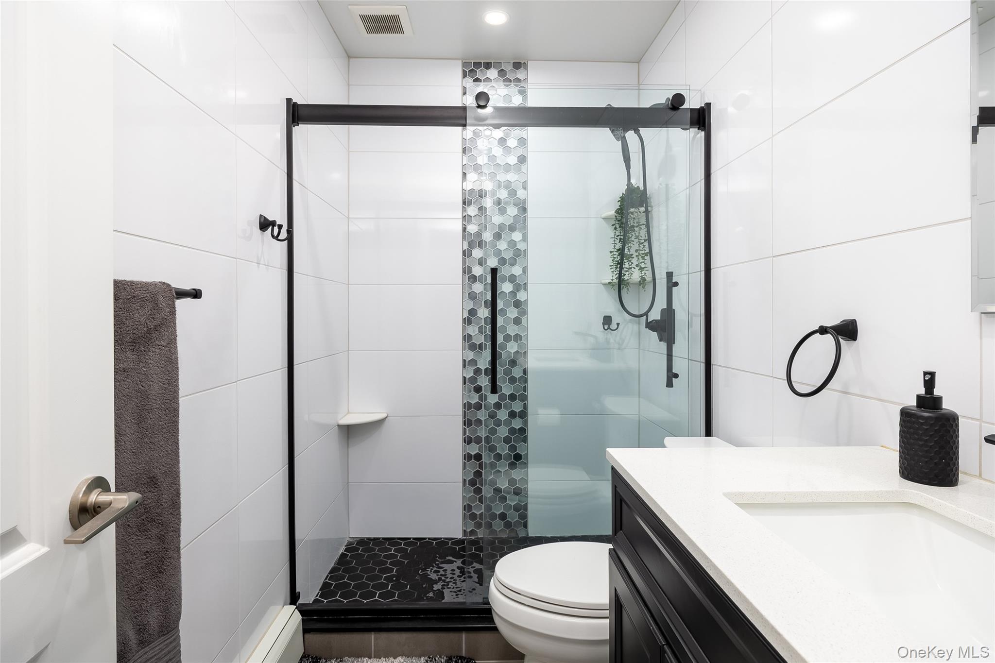 200 Merrick Road, Unit F photo 27