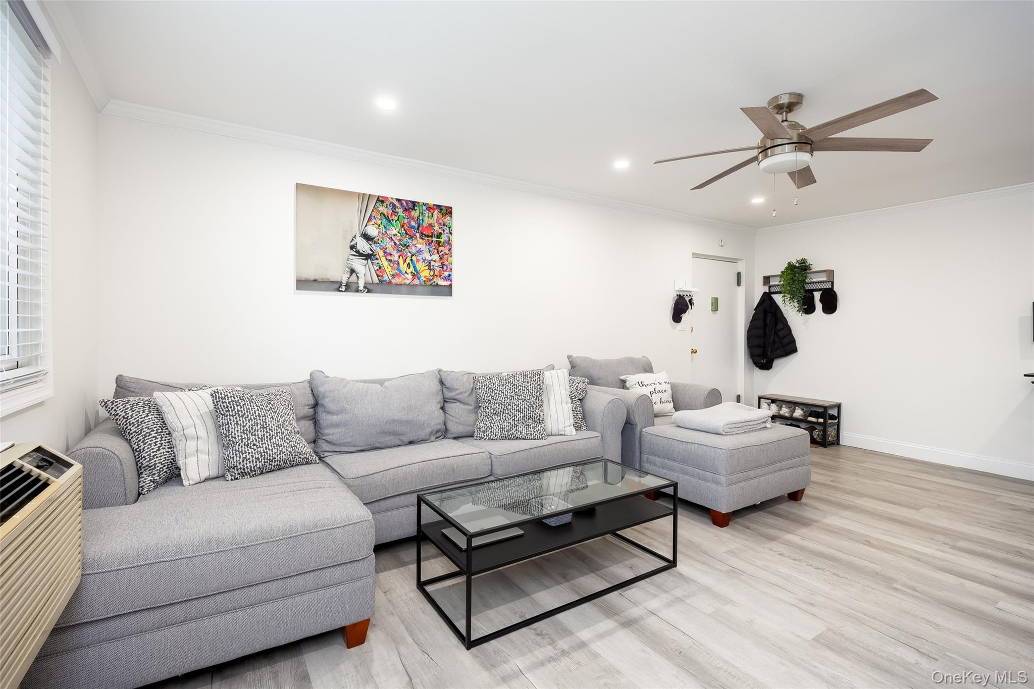200 Merrick Road, Unit F photo 18