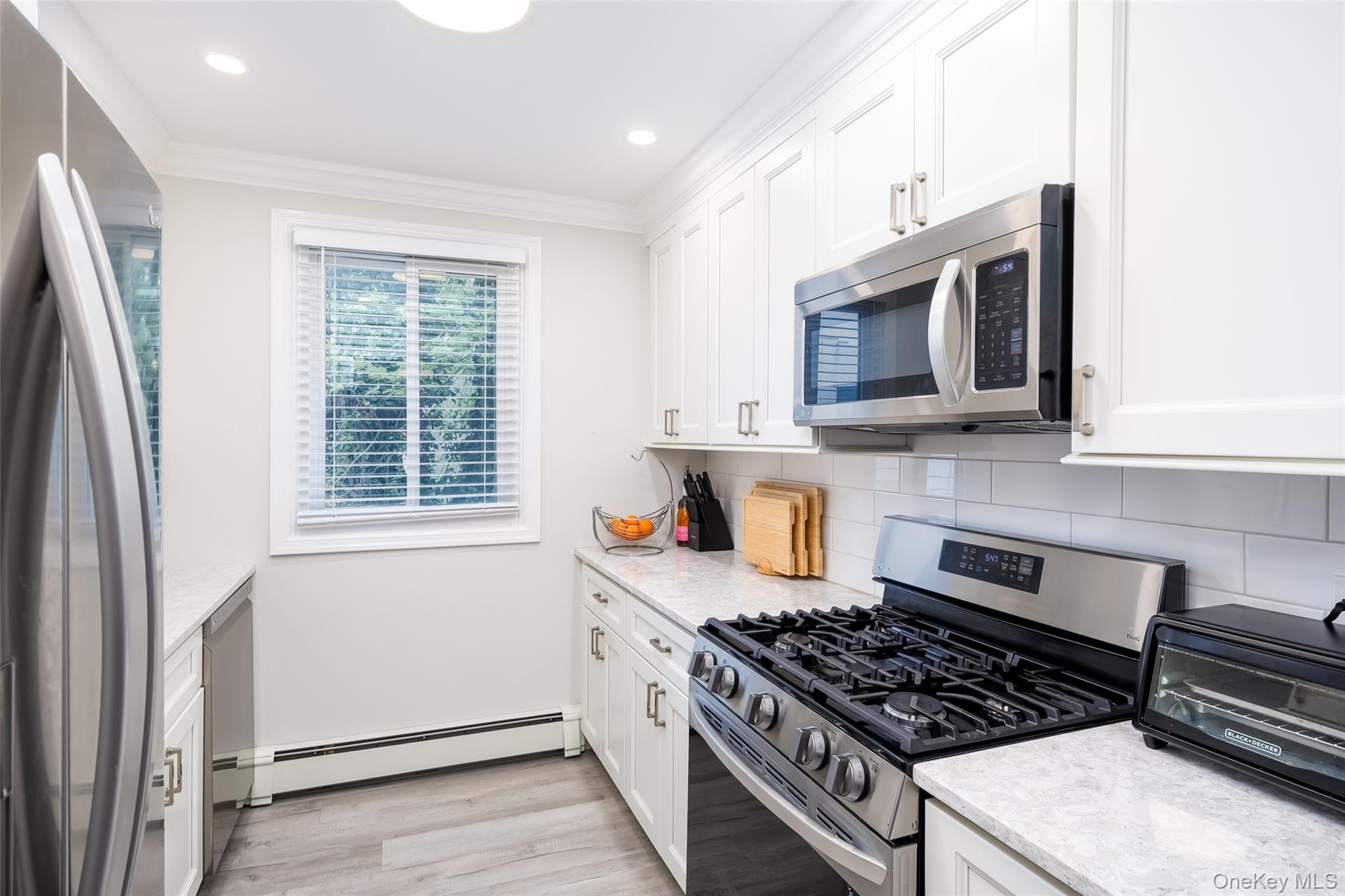 200 Merrick Road, Unit F photo 5