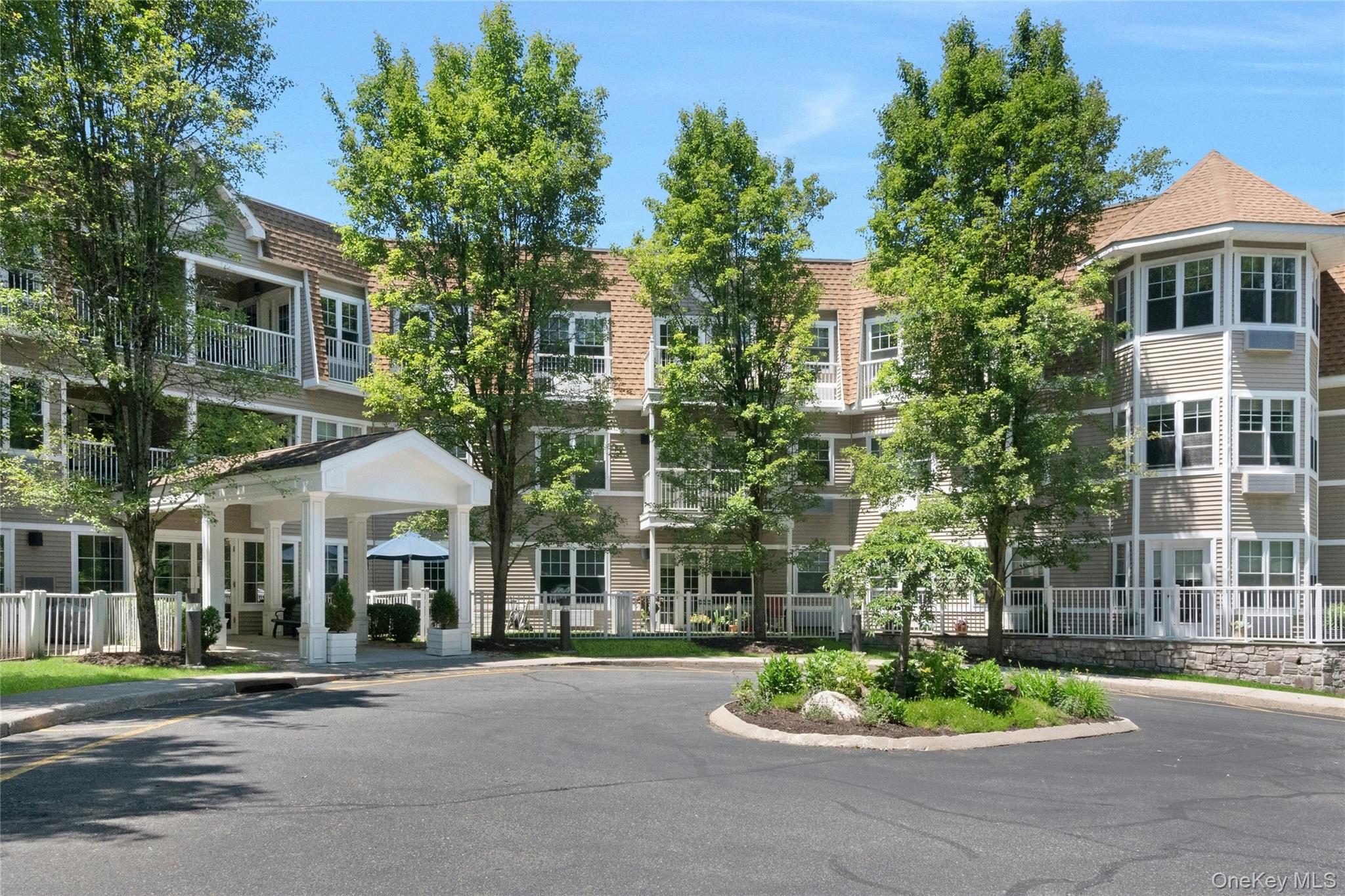 314 Sutton Drive, Unit 314 photo 6