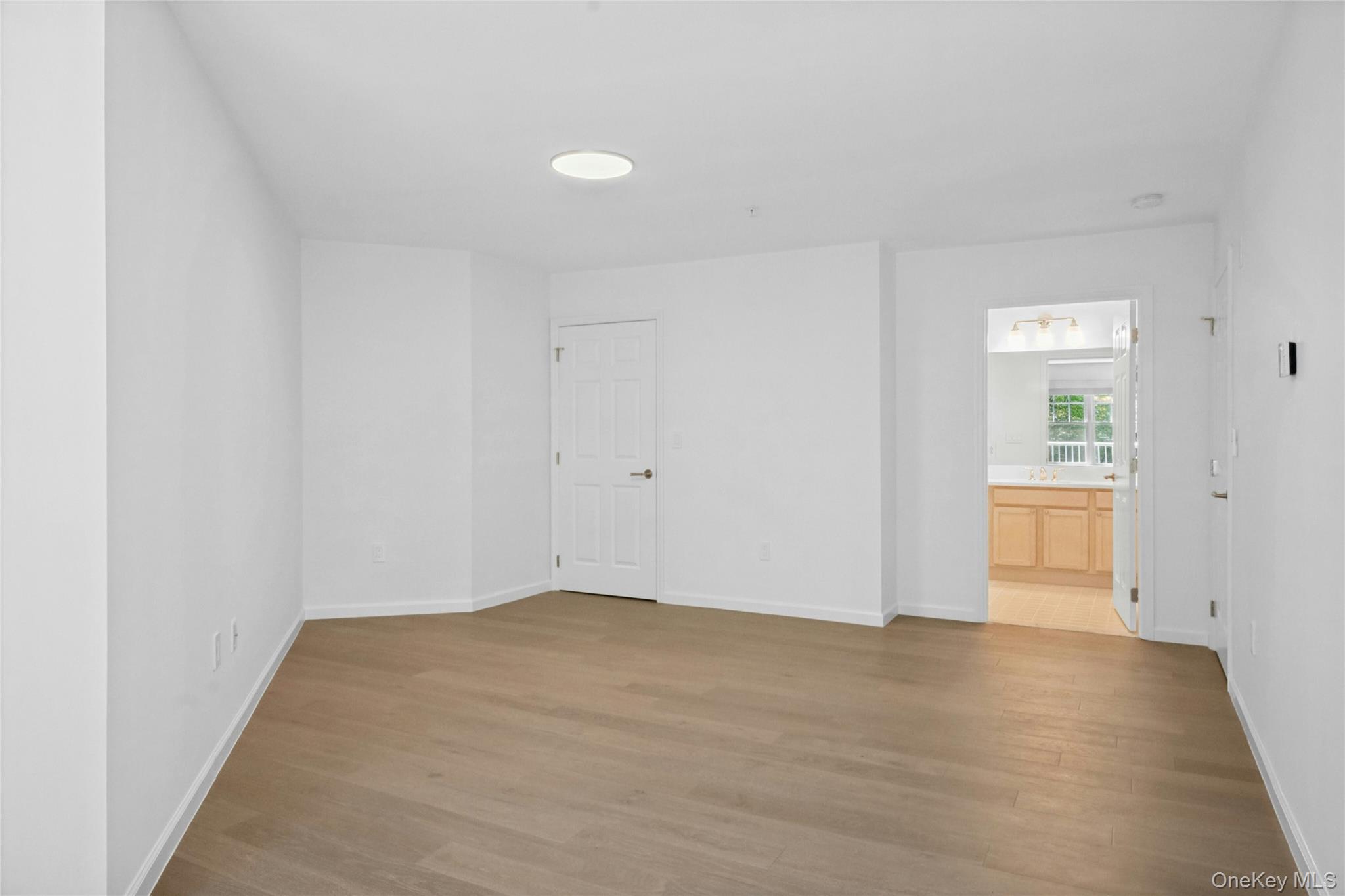 314 Sutton Drive, Unit 314 photo 23