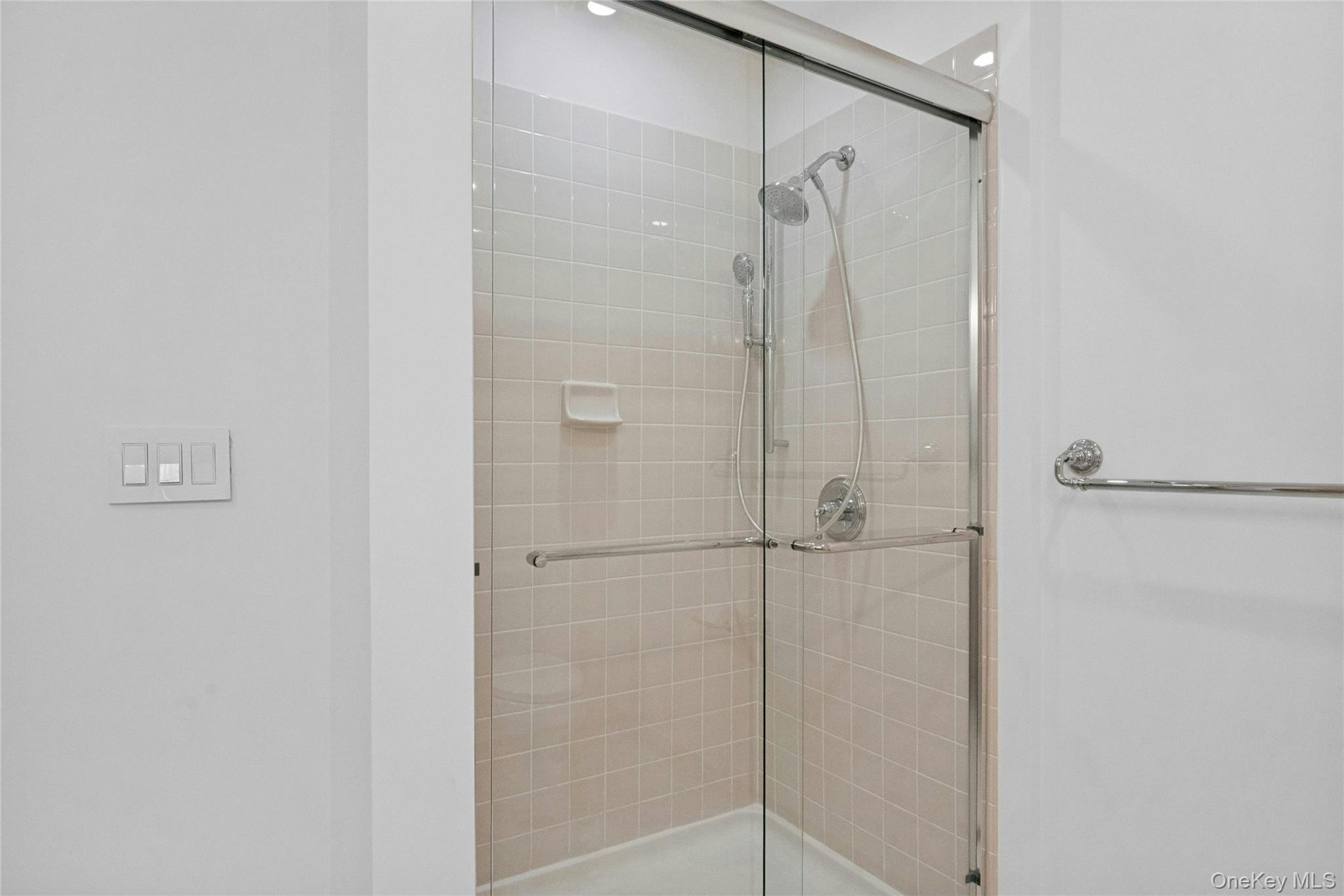 314 Sutton Drive, Unit 314 photo 26