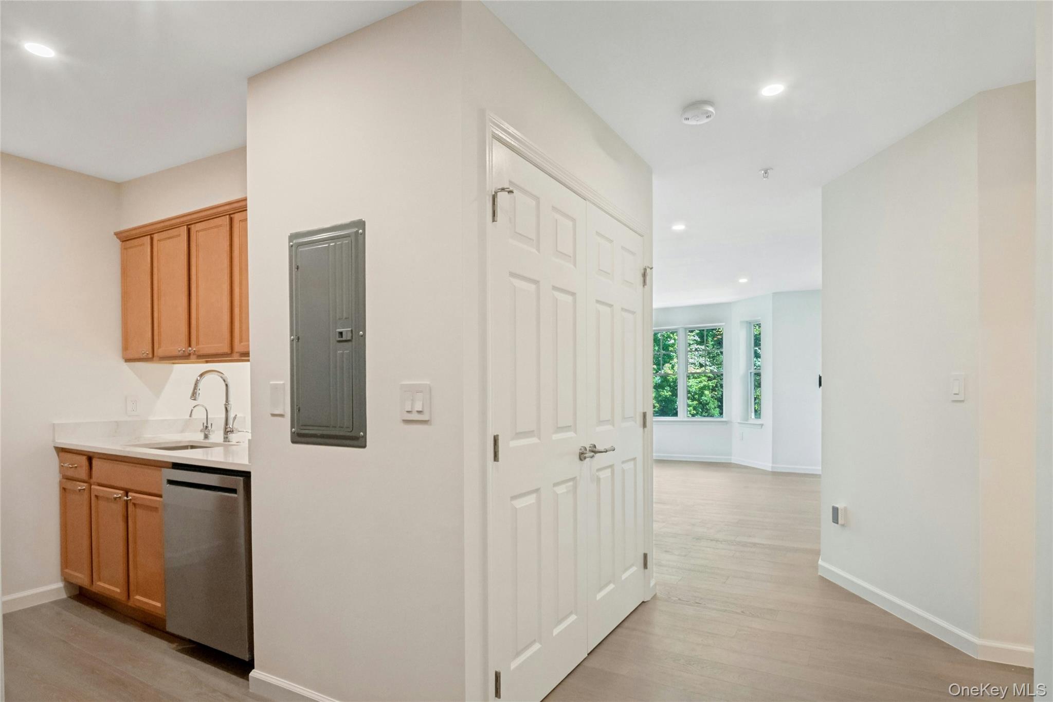 314 Sutton Drive, Unit 314 photo 13