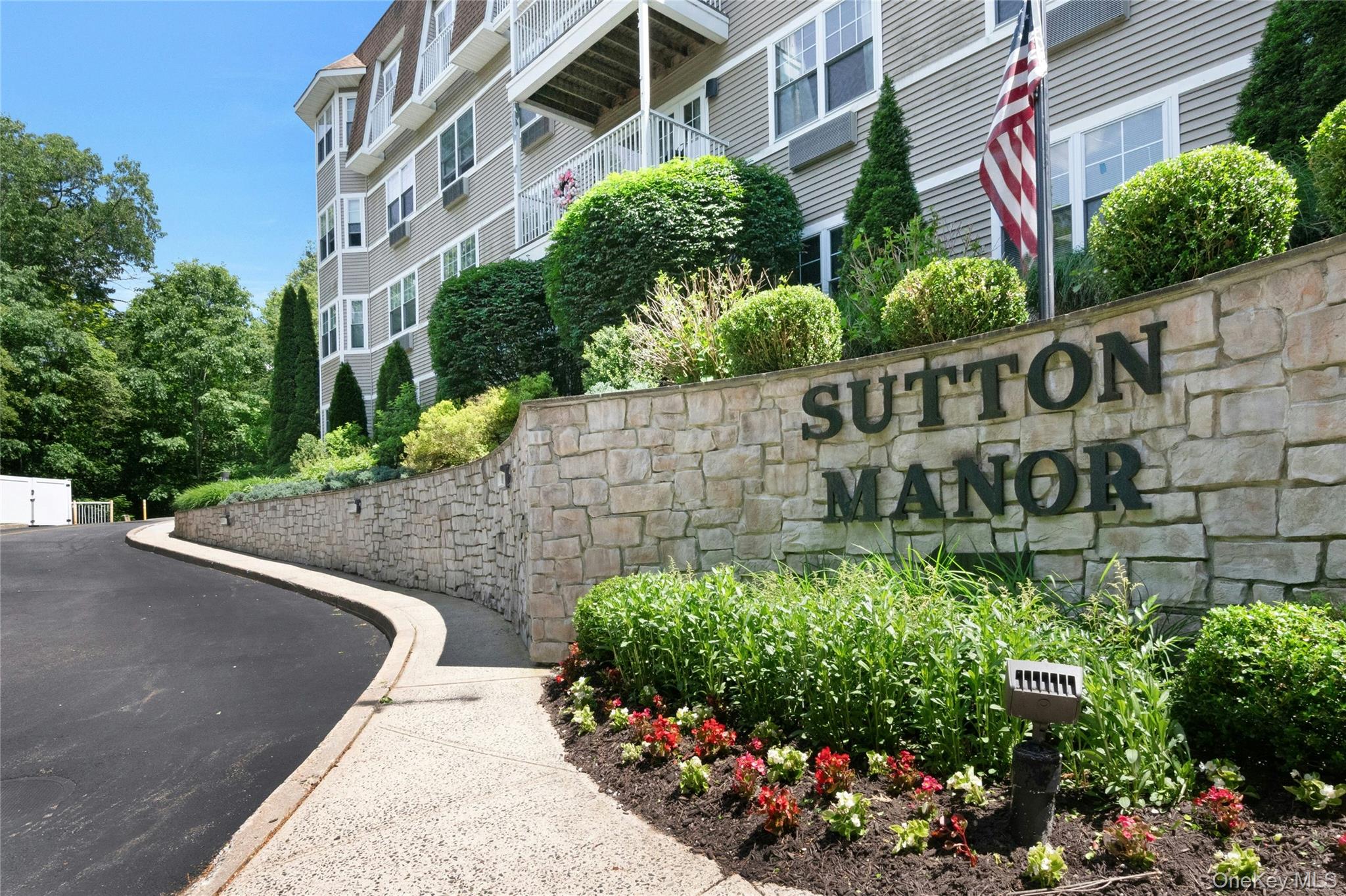314 Sutton Drive, Unit 314 photo 32