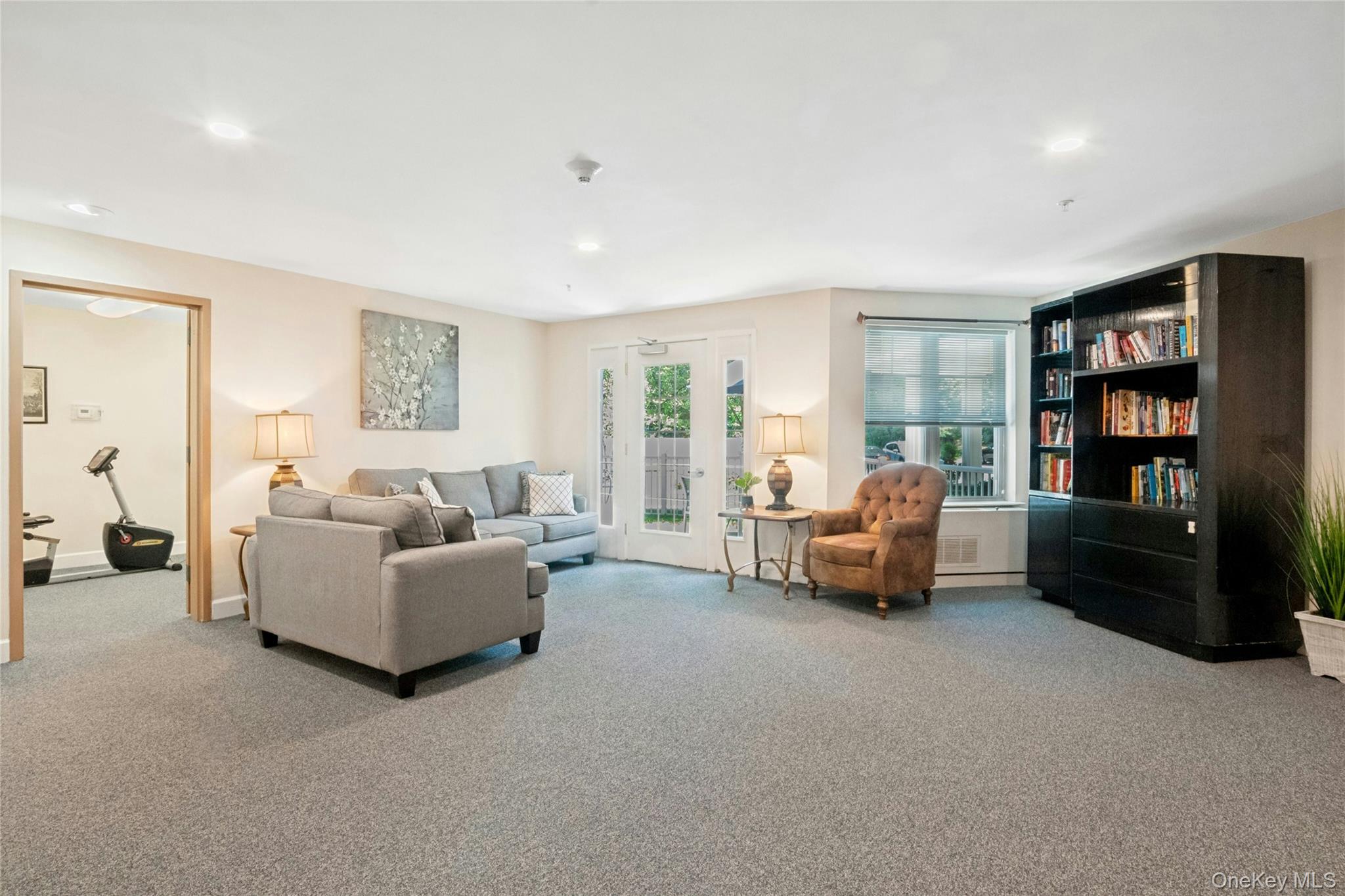 314 Sutton Drive, Unit 314 photo 9