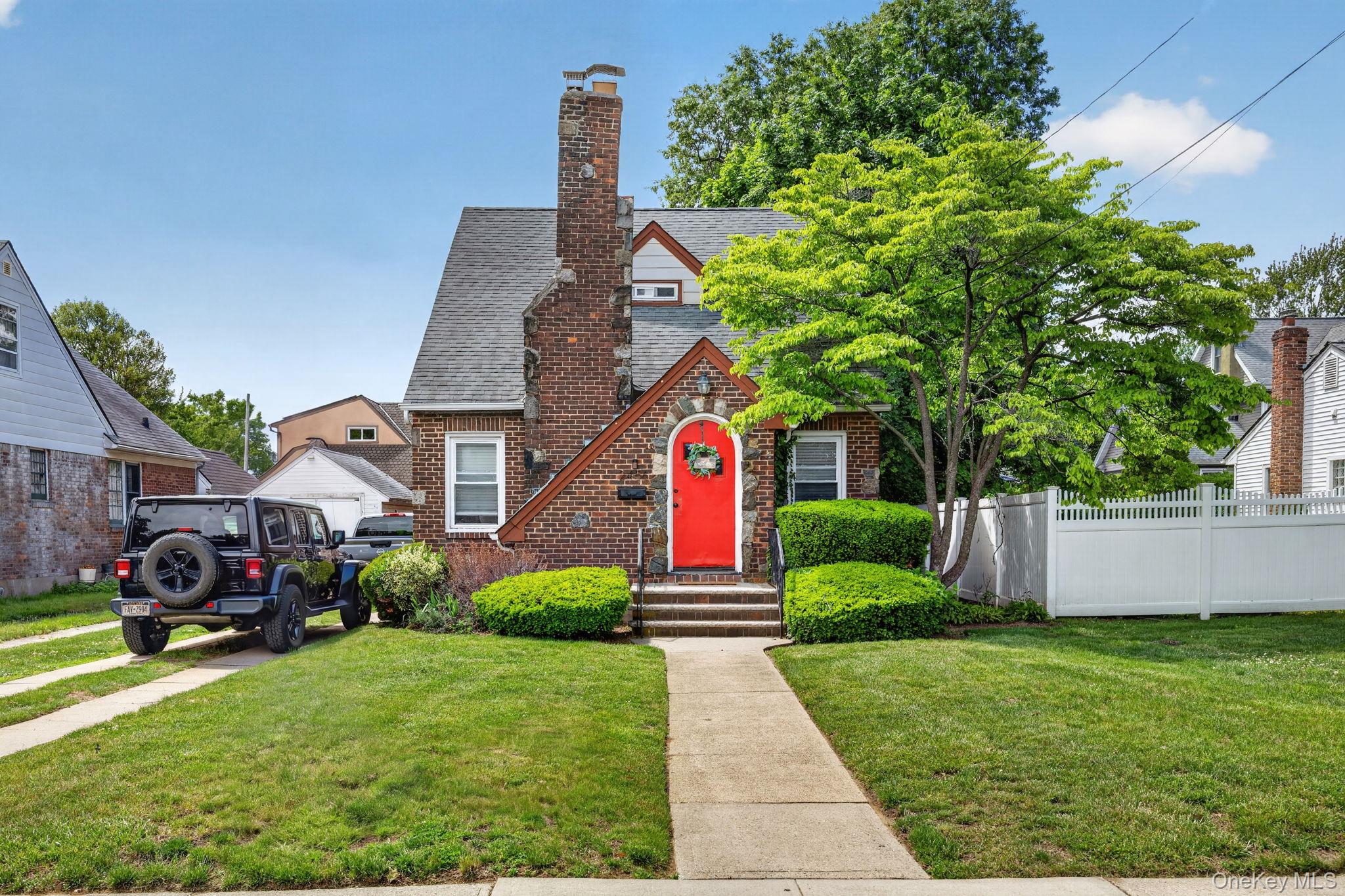 2456 Rockville Centre Parkway – For Sale