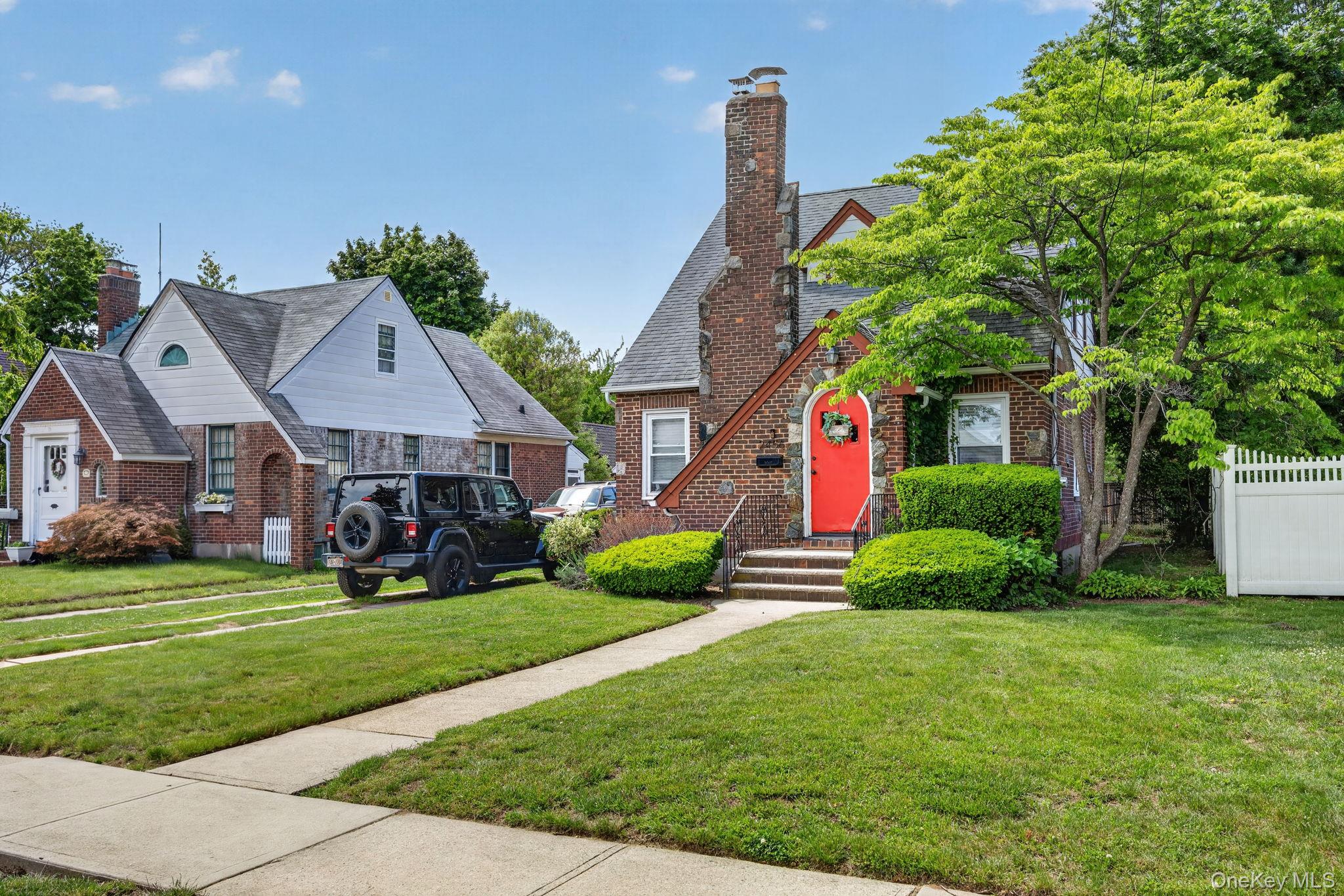 2456 Rockville Centre Parkway – For Sale photo 24