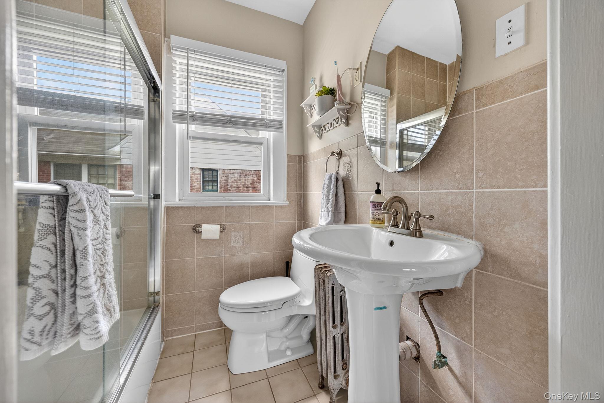2456 Rockville Centre Parkway – For Sale photo 4