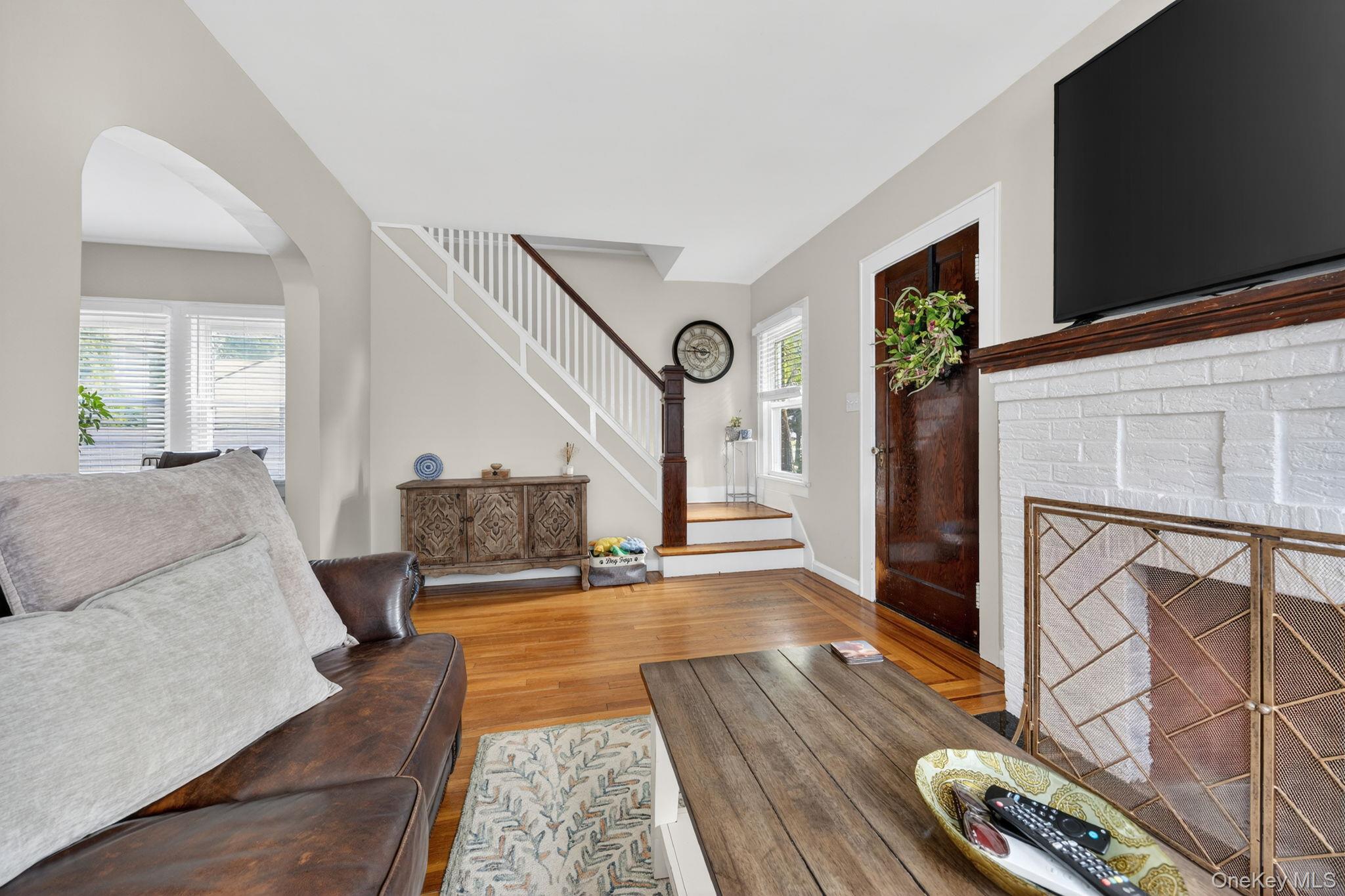2456 Rockville Centre Parkway – For Sale photo 6