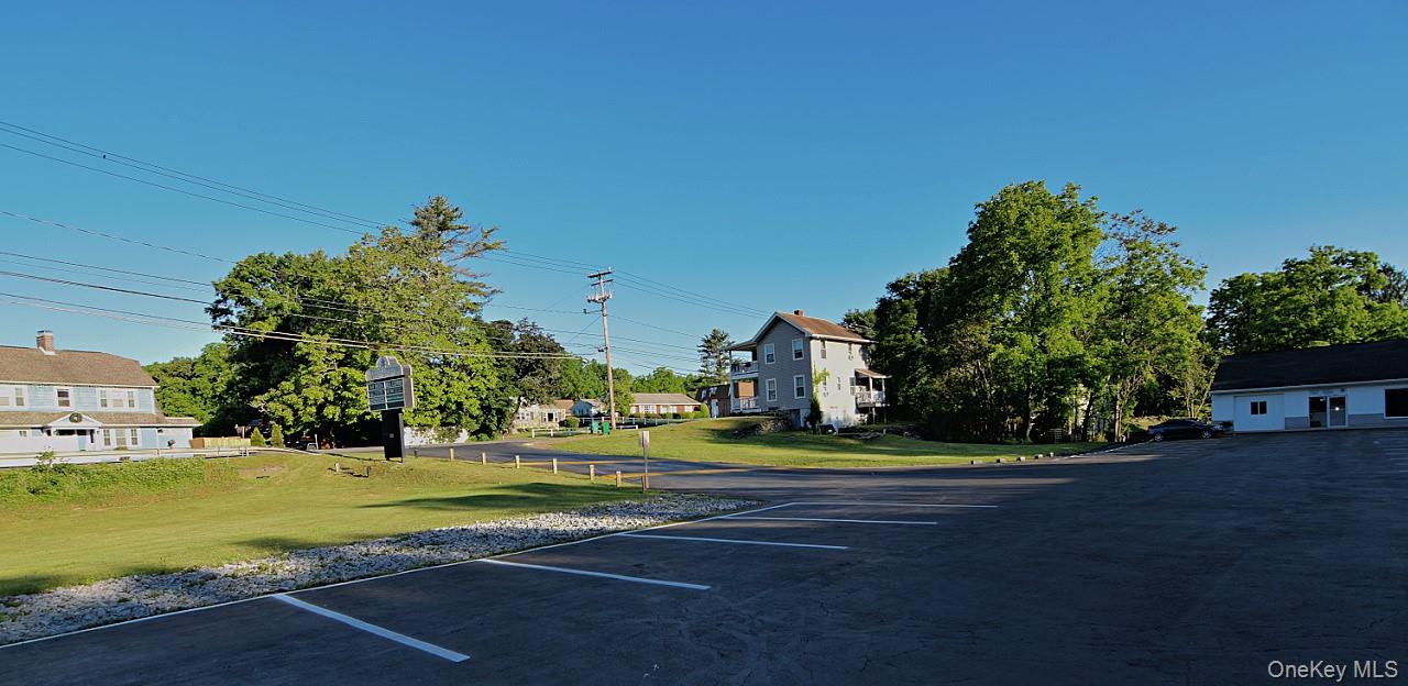 600 Violet Avenue – For Sale photo 17