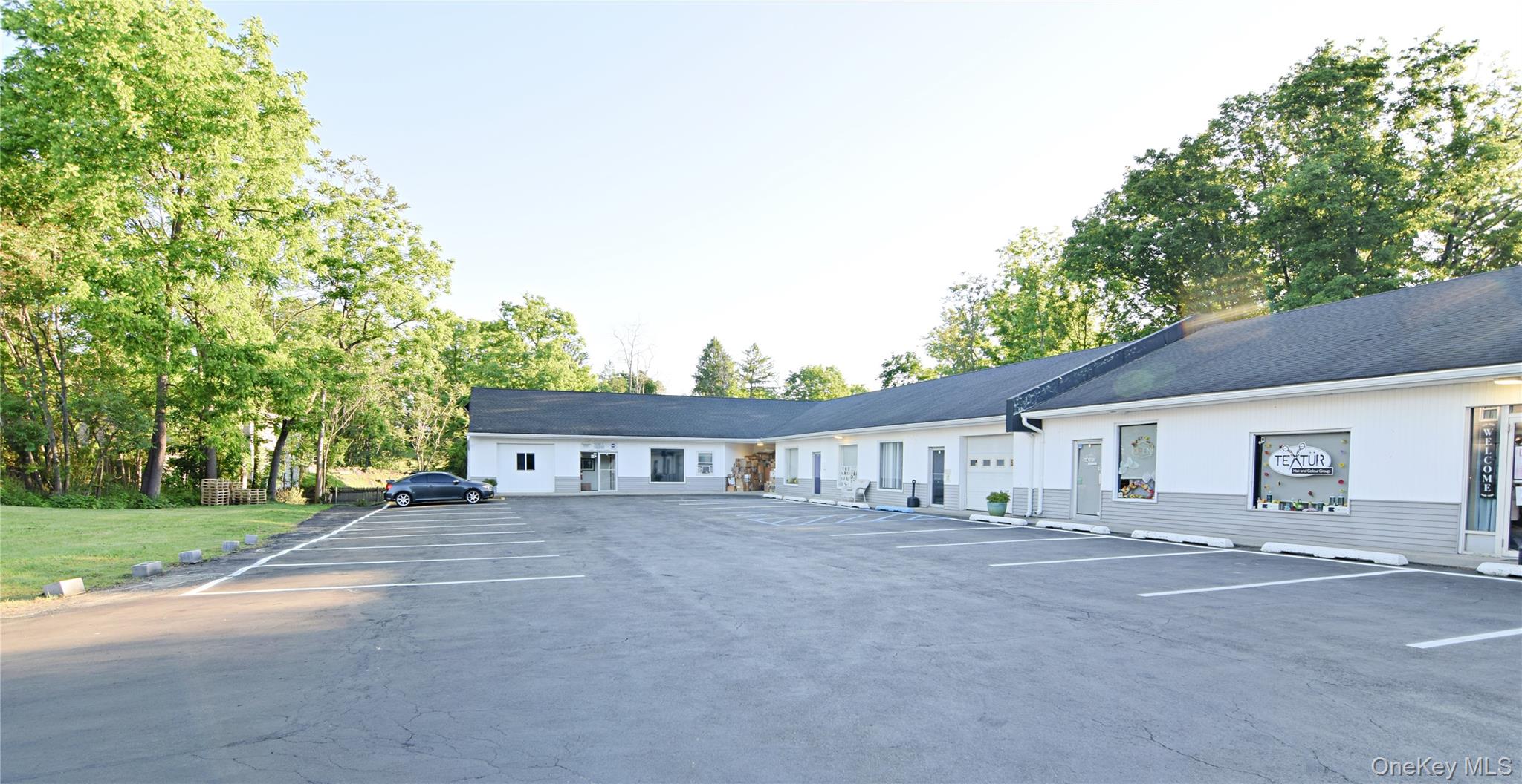 600 Violet Avenue – For Sale photo 9