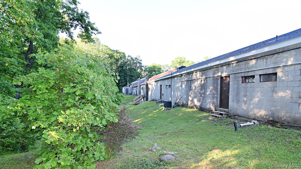 600 Violet Avenue – For Sale photo 19