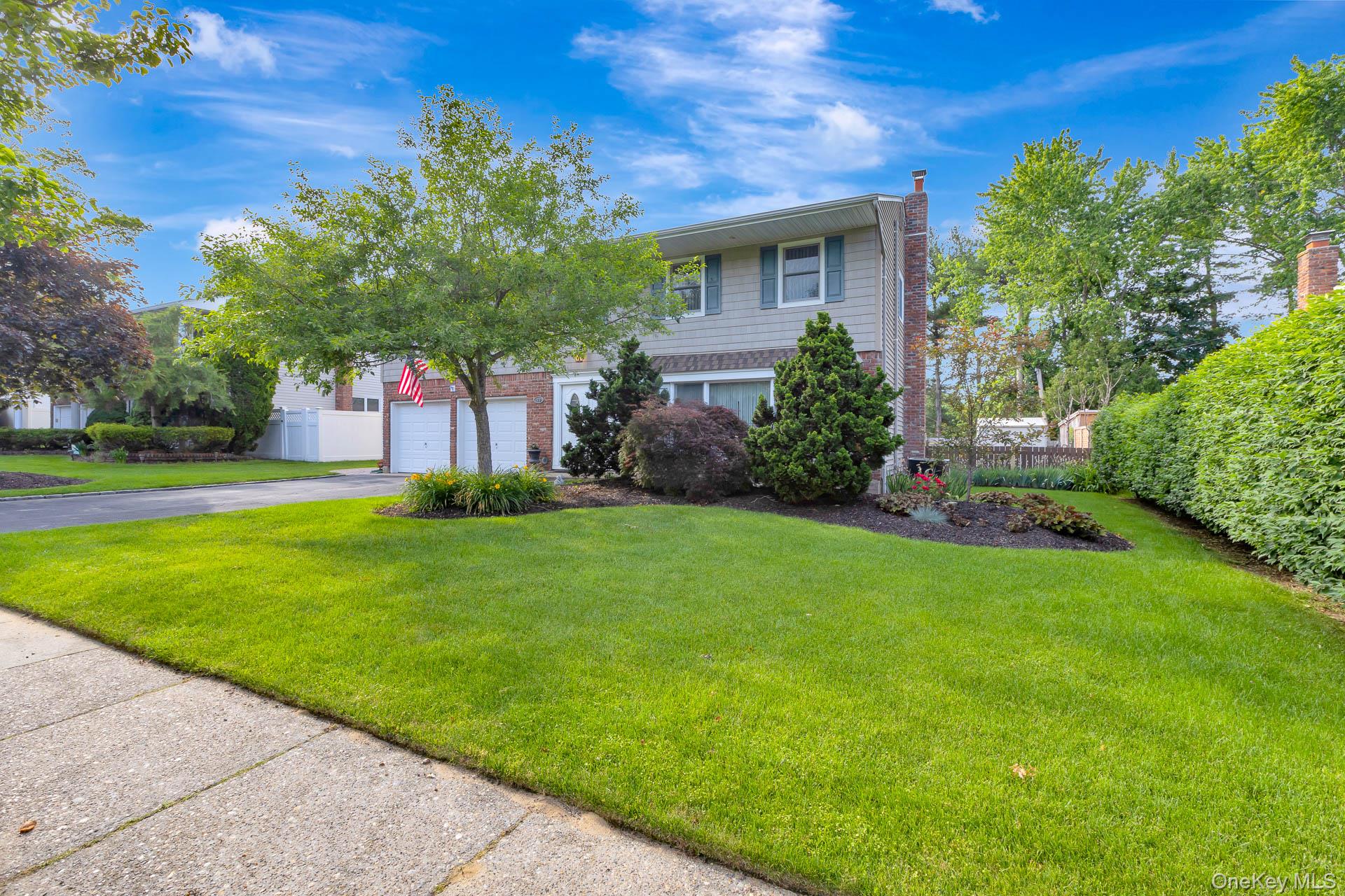 19 Knoll Lane – For Sale photo 2