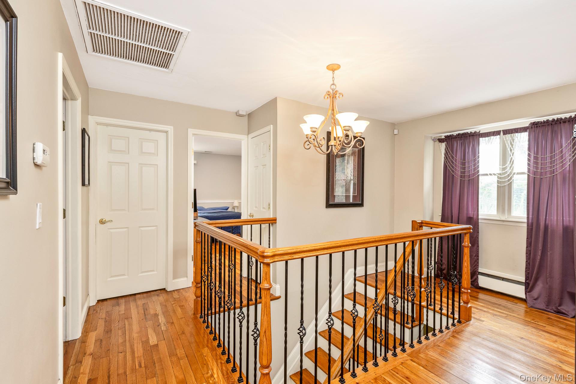 19 Knoll Lane – For Sale photo 16