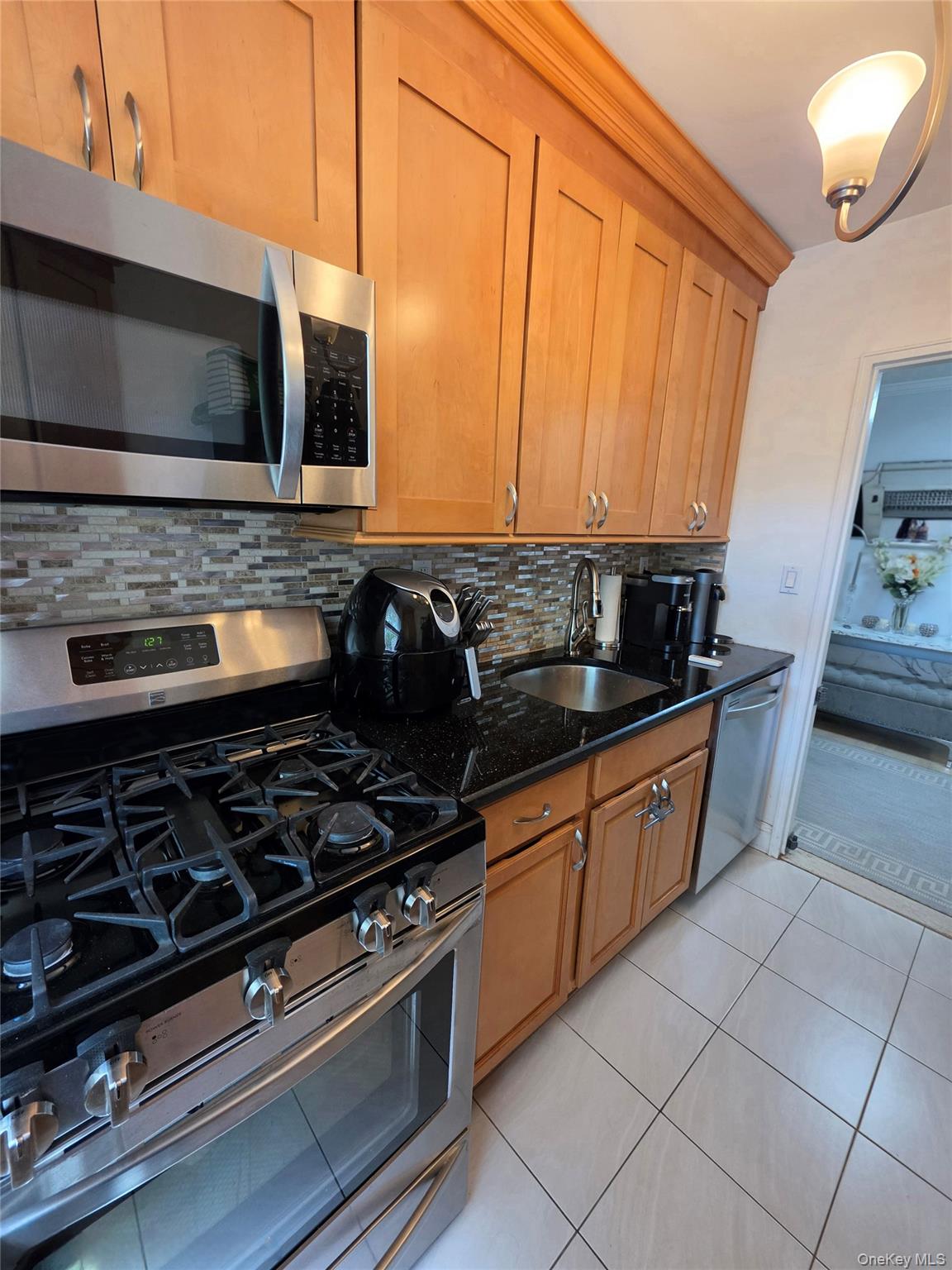 88-27 Shore Parkway, Unit 25 photo 11