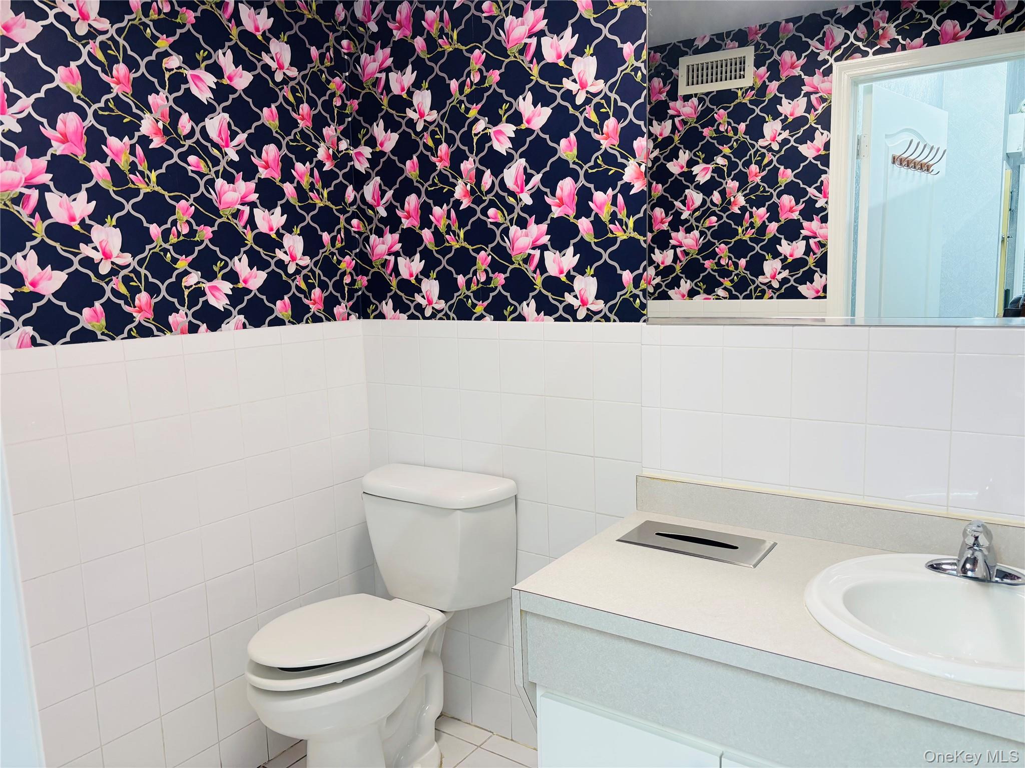 306 White Plains Road – For Rent photo 9