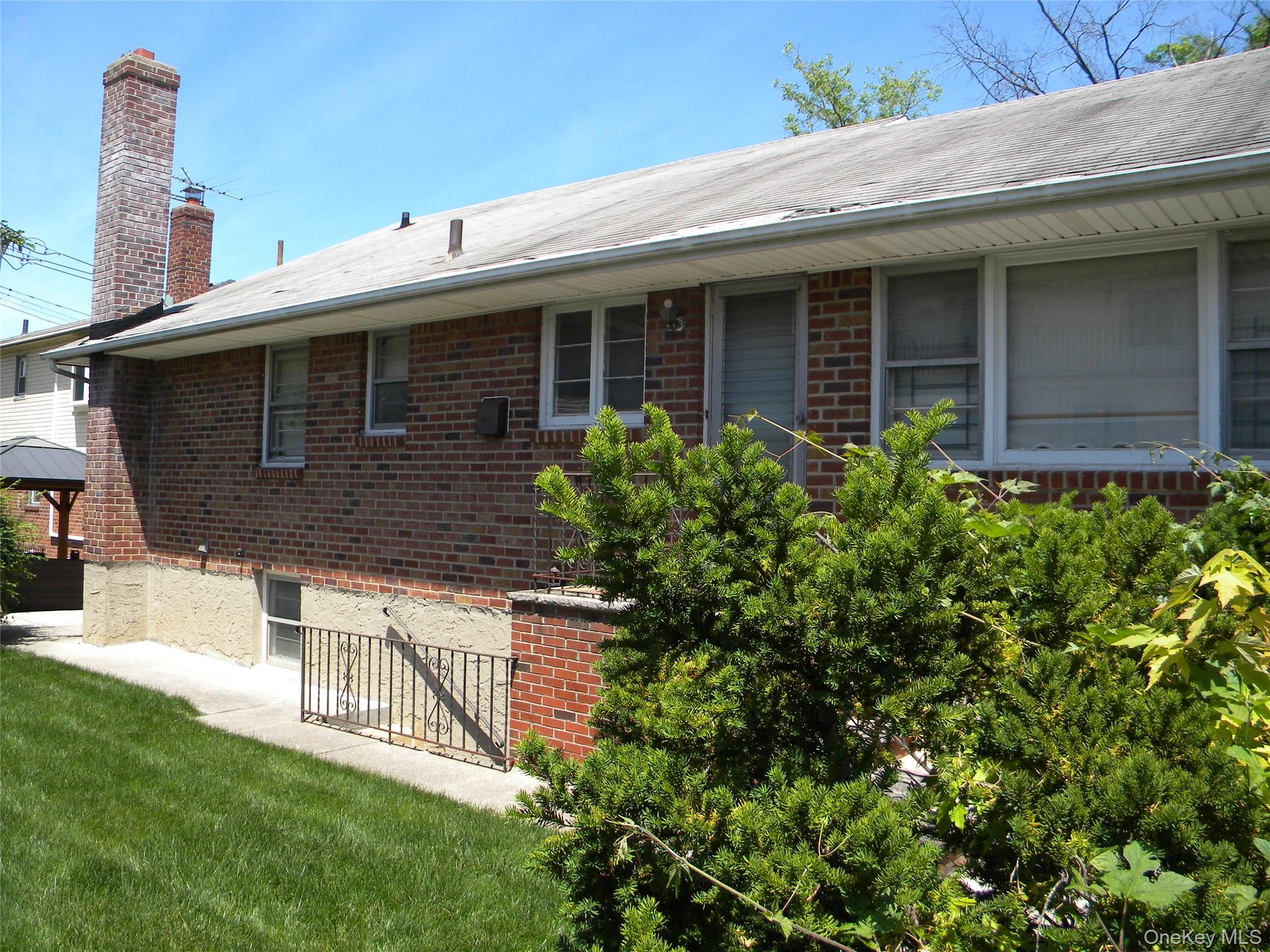 2810 210th Place – For Sale photo 32