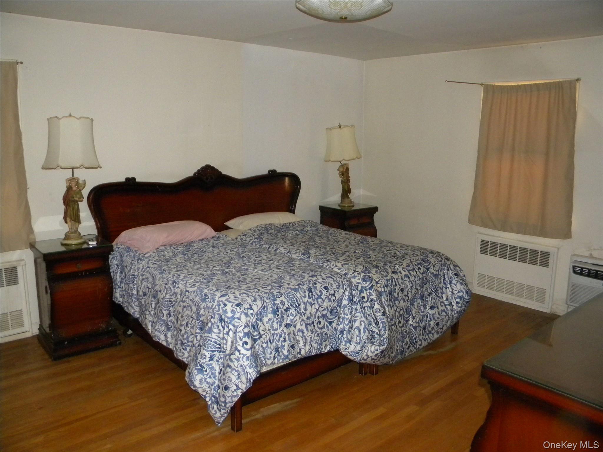 2810 210th Place – For Sale photo 16