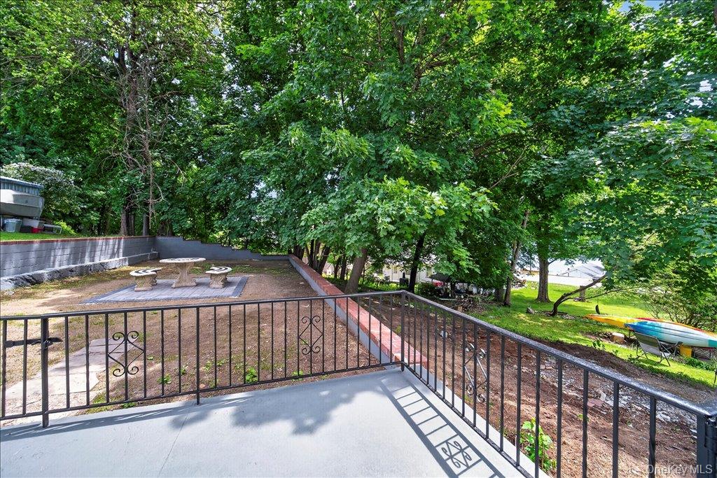 584 Shore Drive – For Sale photo 31