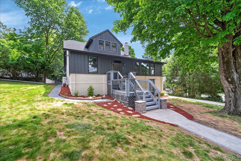 584 Shore Drive – For Sale photo 2