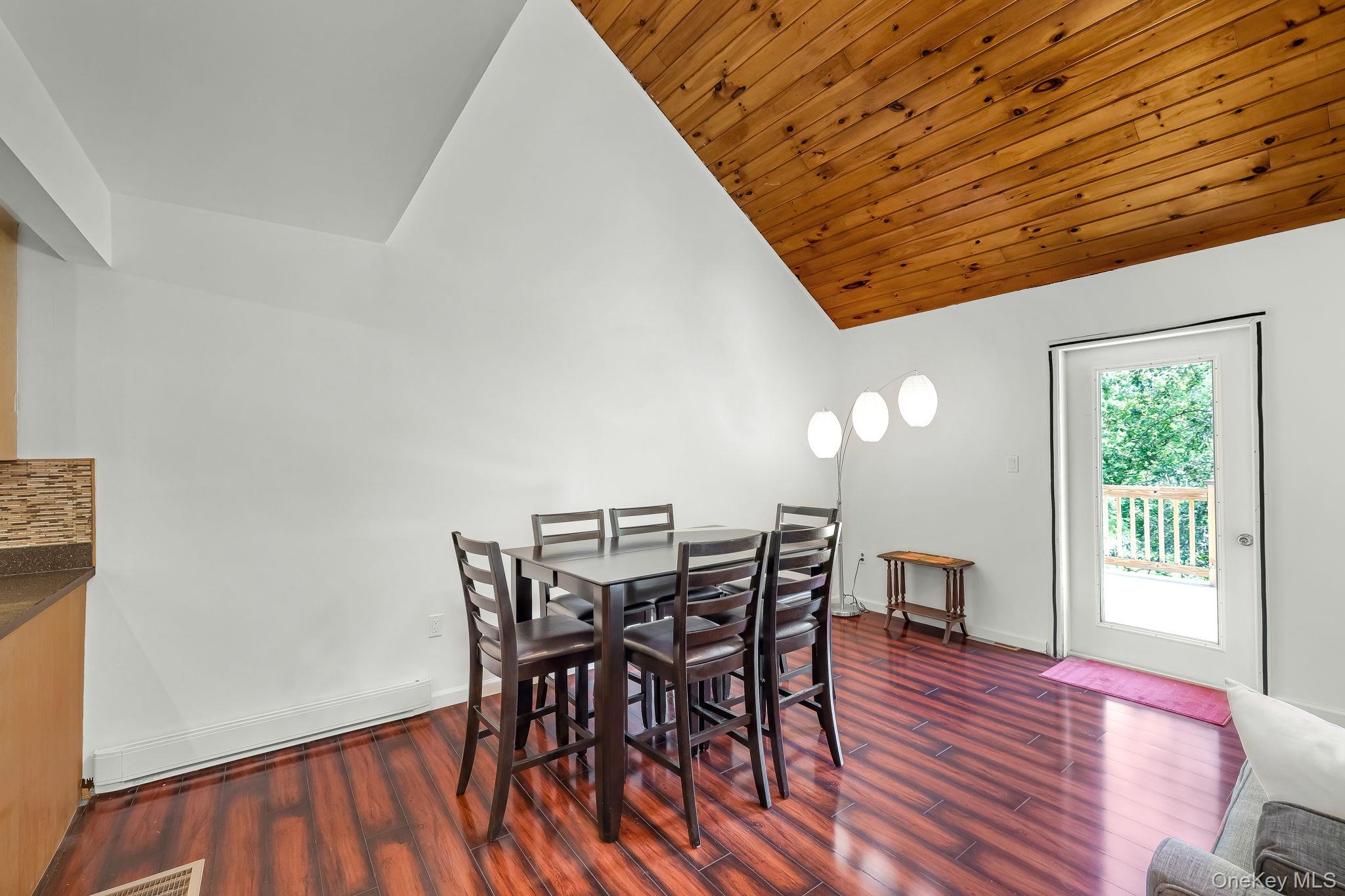 587 Dutch Hill Road – For Sale photo 8