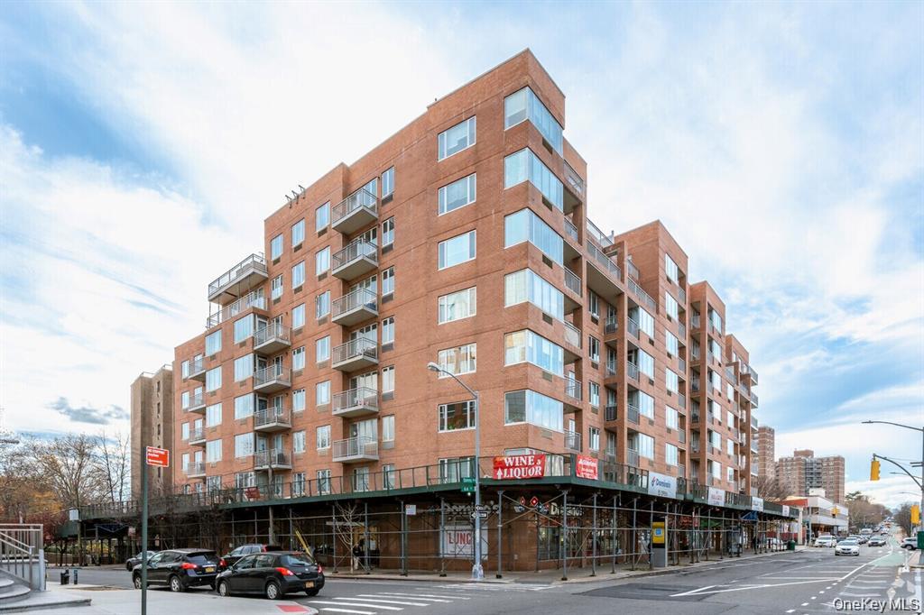63-14 Queens Boulevard, Unit 8H