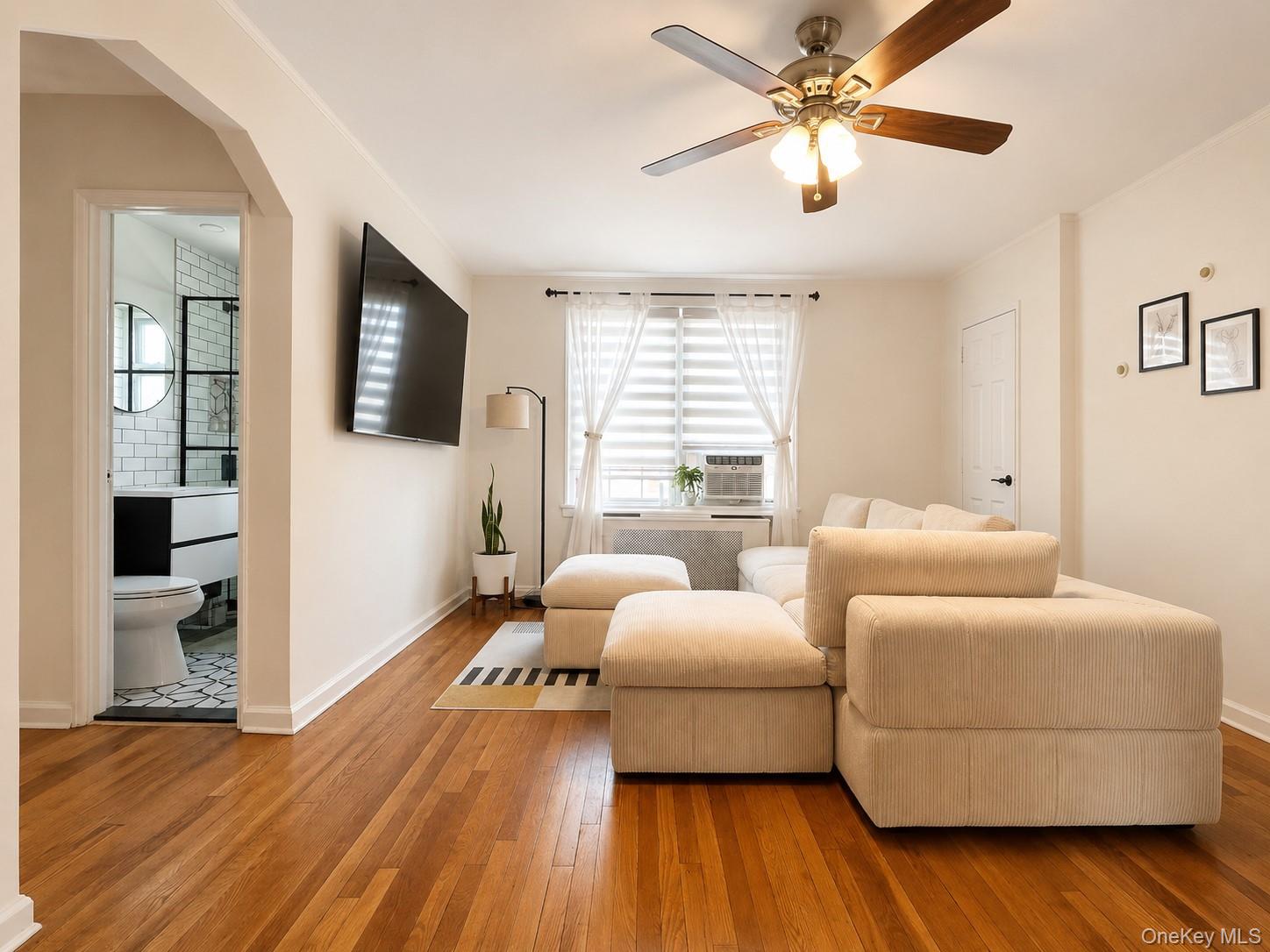 35-21 205th Street, Unit 314 photo 3