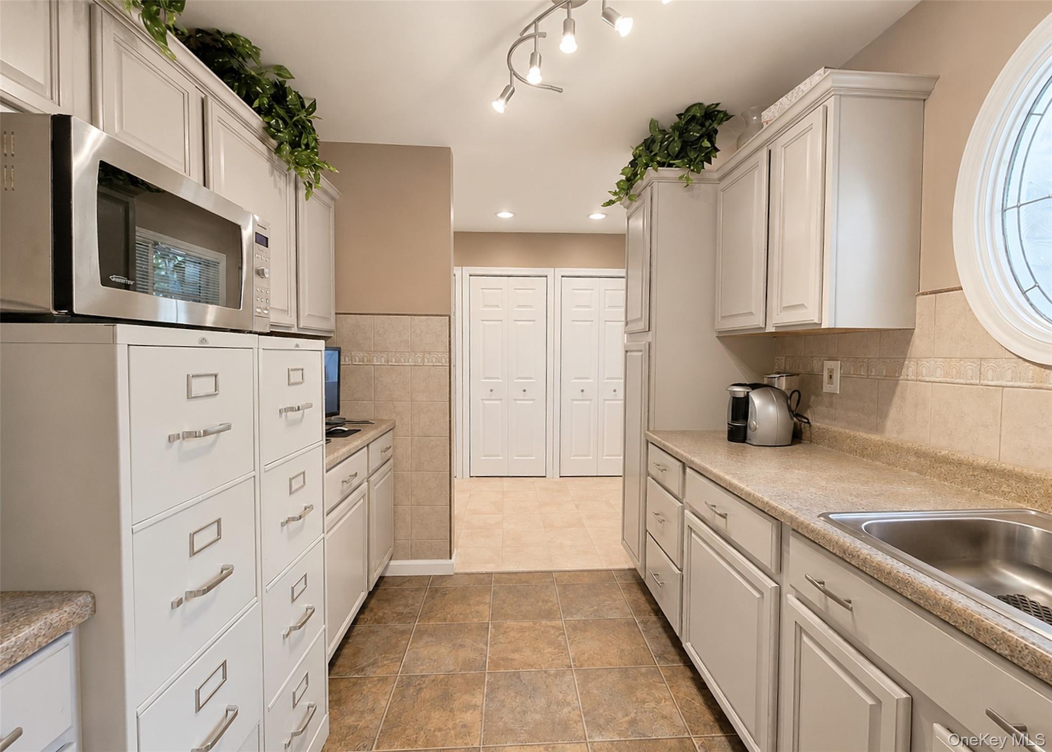6 Naybor Avenue – For Sale photo 28