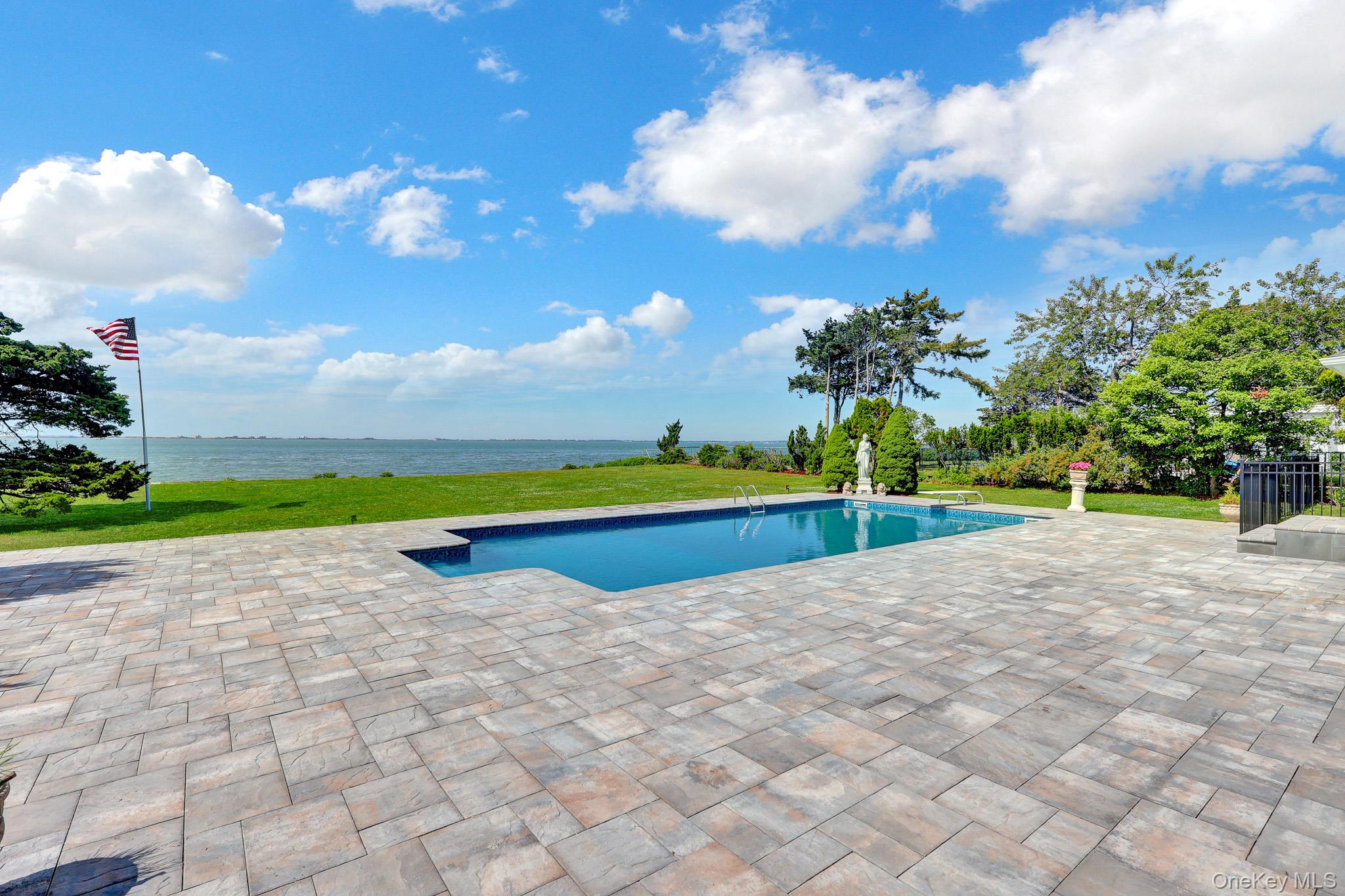 6 Last Lane – For Sale photo 4