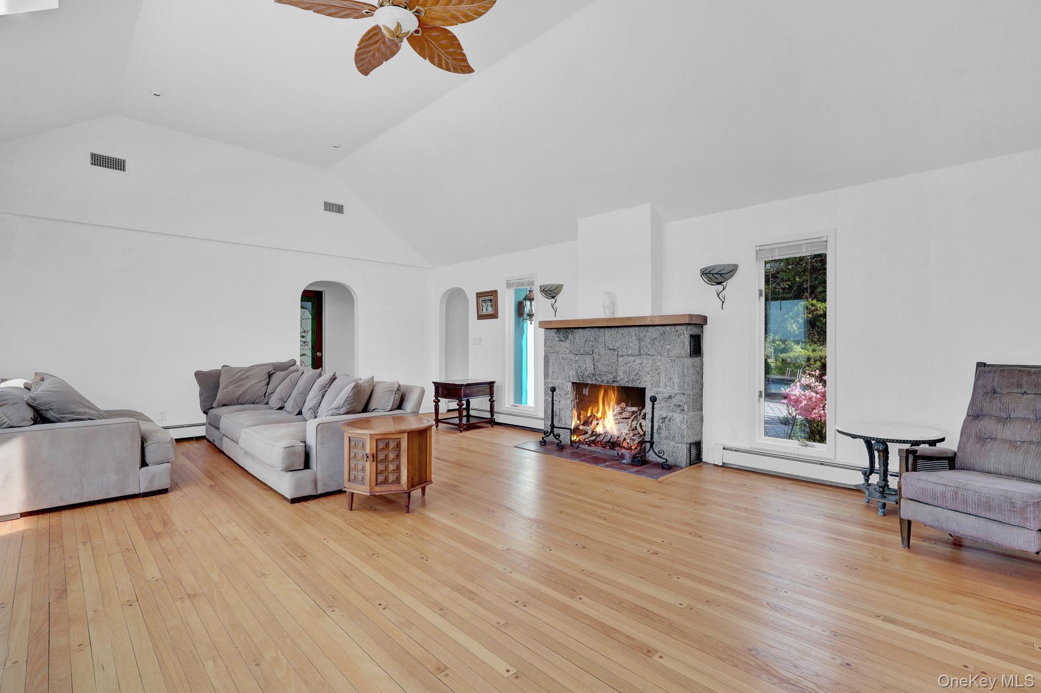 6 Last Lane – For Sale photo 9