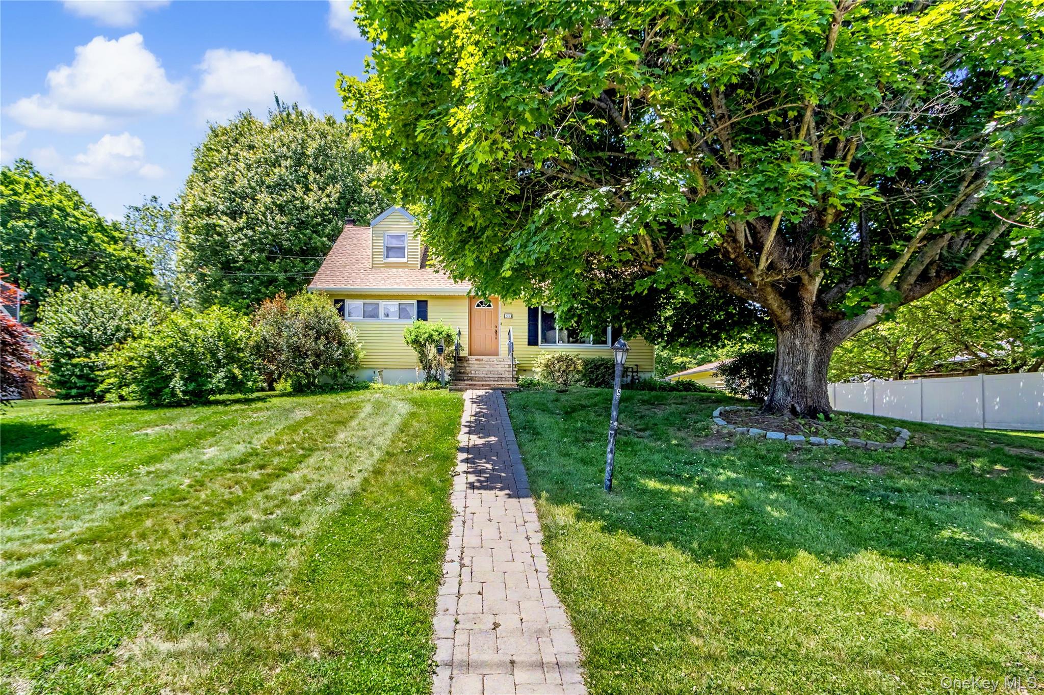 51 Coolidge Street – For Sale photo 3