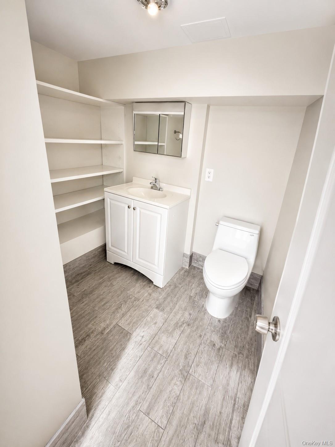 35-34 31st Street – For Sale photo 15