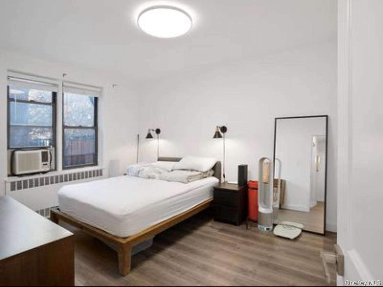 67-40 Yellowstone Boulevard, Unit 6L photo 6