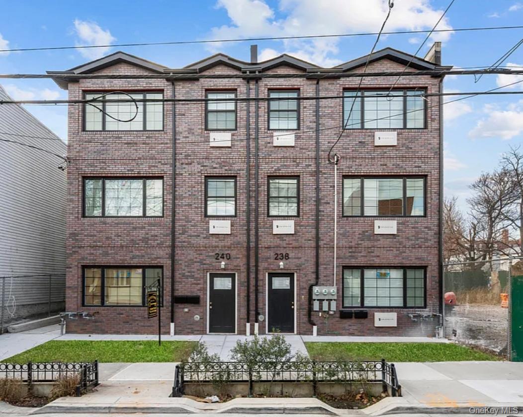238 Wyona Street, Unit 2