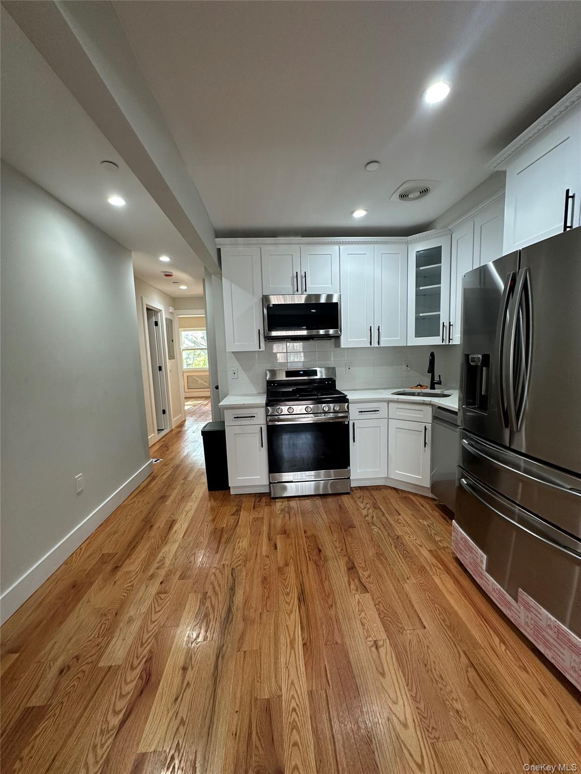 238 Wyona Street, Unit 2 photo 5