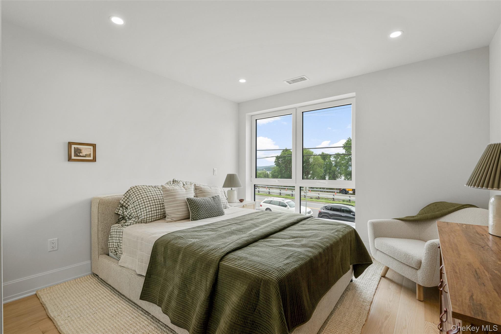 25 Riverside Avenue, Unit 211 photo 30