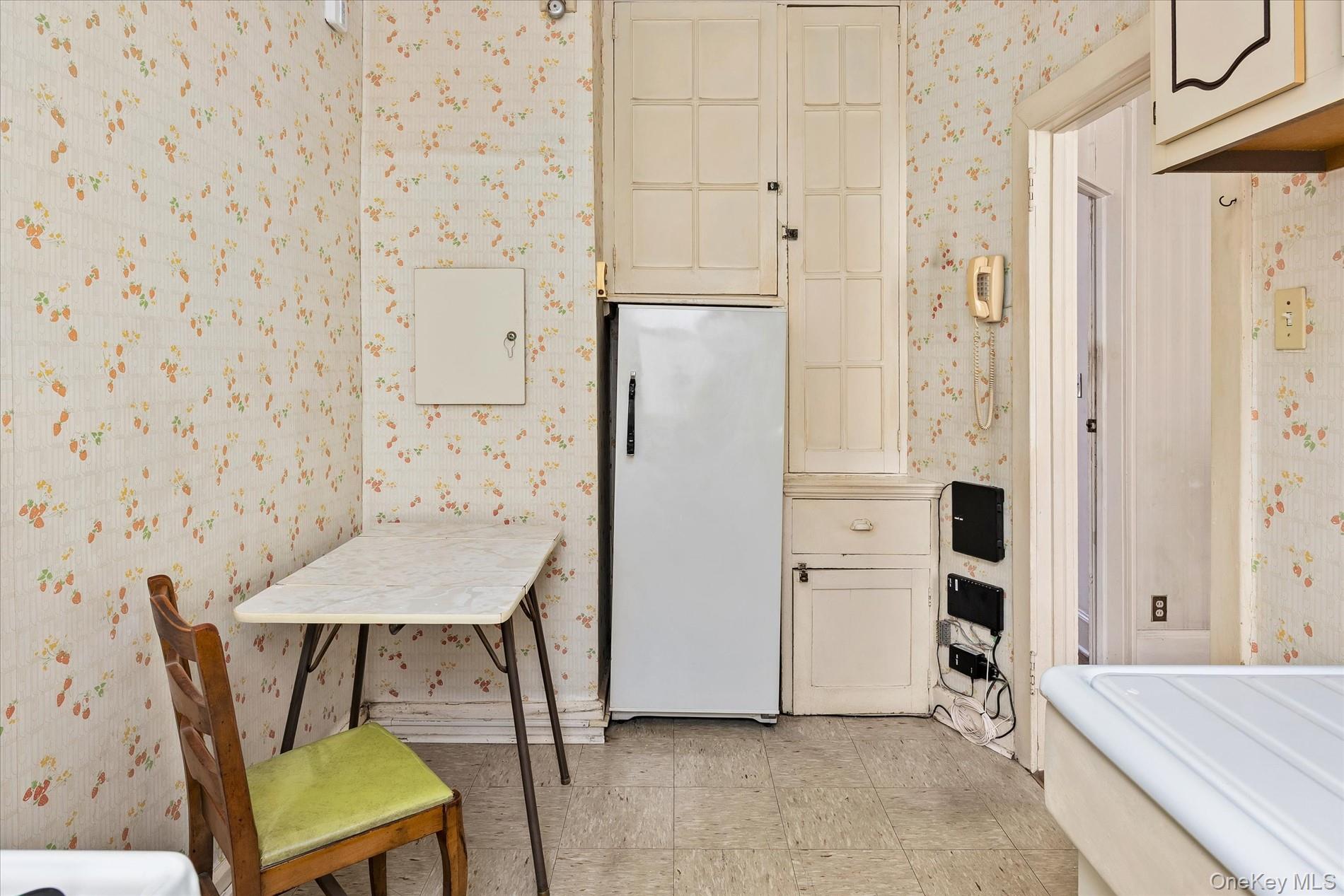 64-09 39 Avenue, Unit 43 photo 6