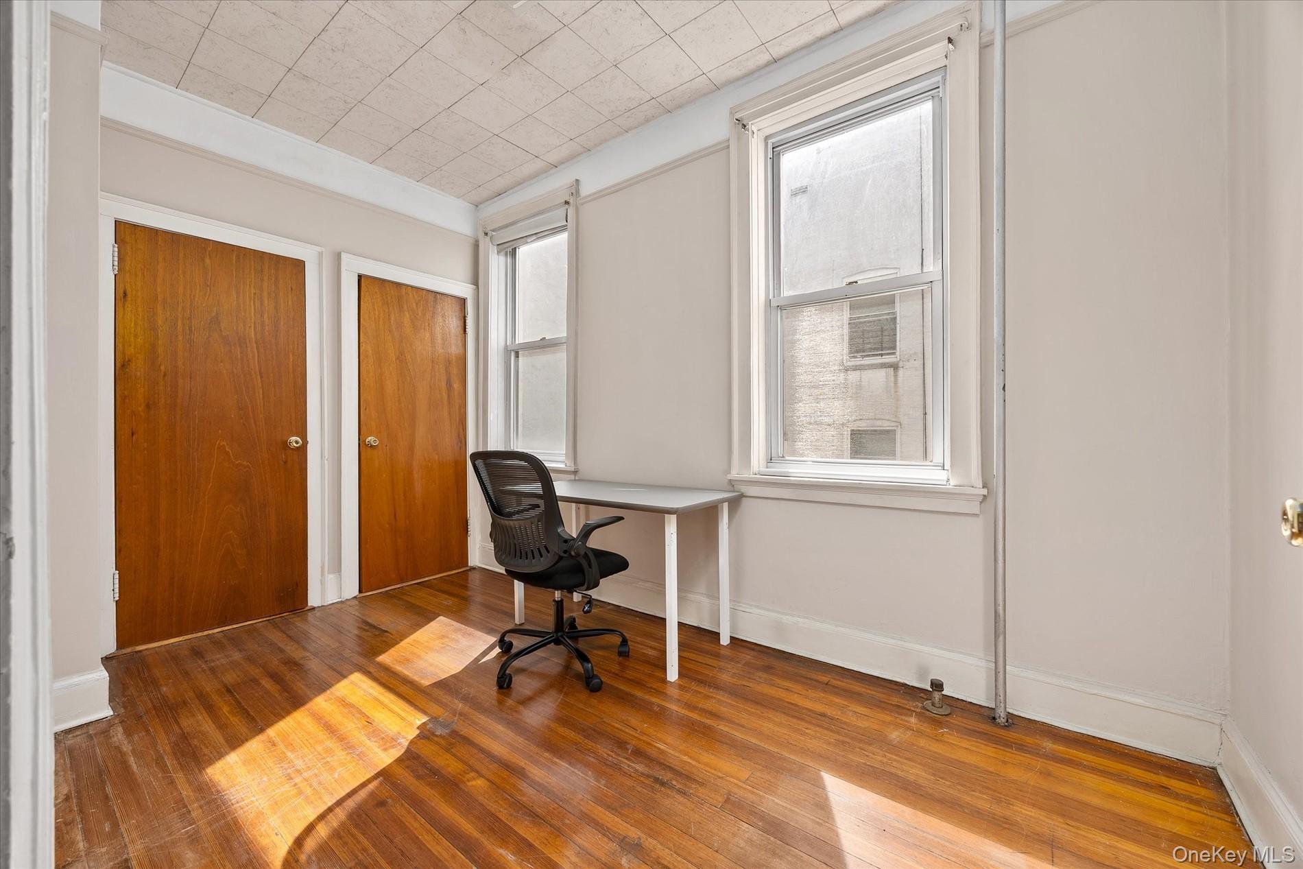 64-09 39 Avenue, Unit 43 photo 8
