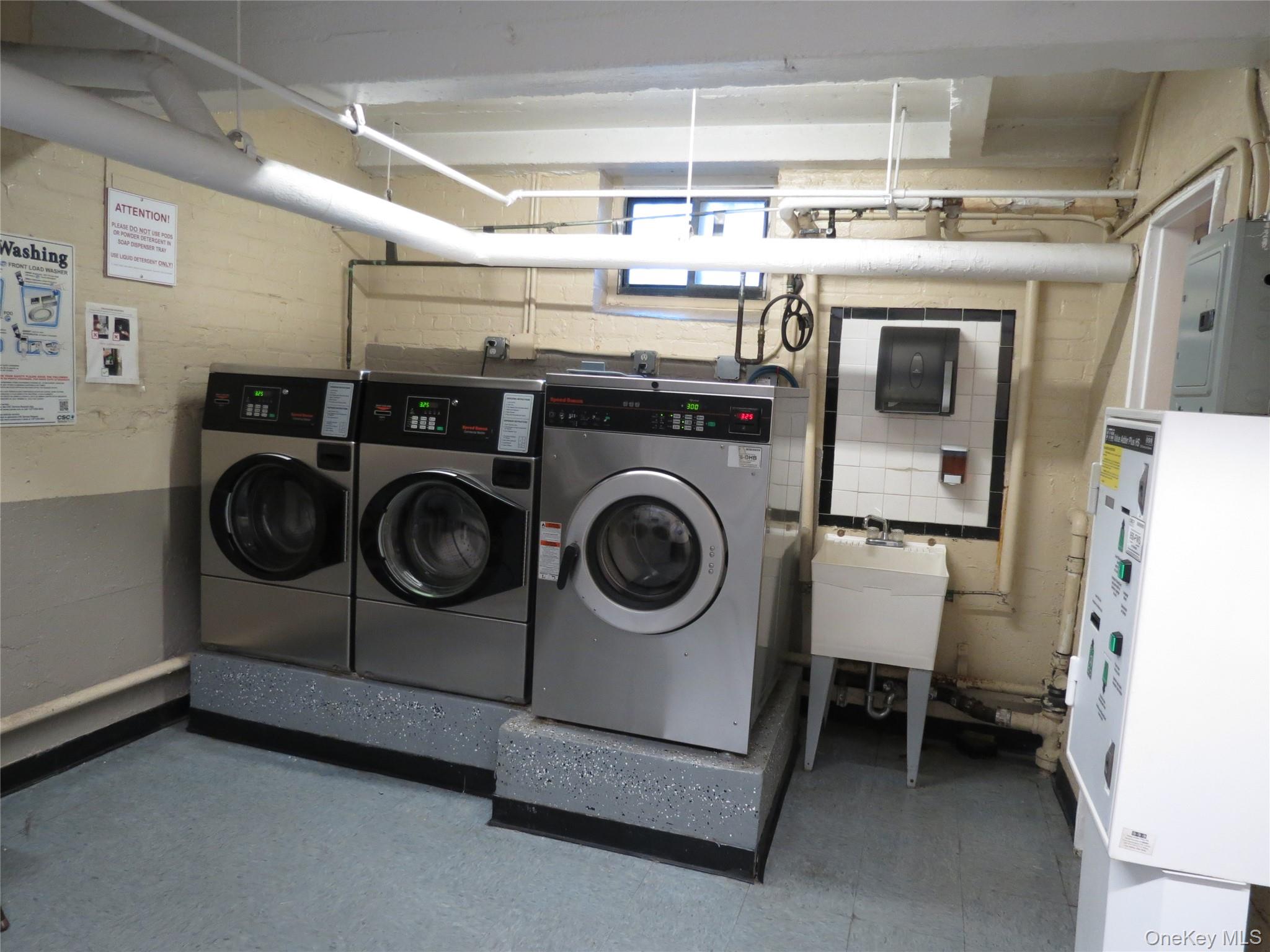 147-14 84th Road, Unit 2A photo 25