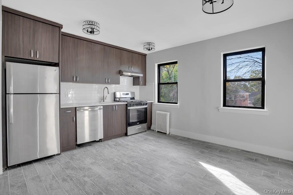 103 Lawson St Street, Unit D photo 2