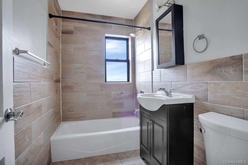 103 Lawson St Street, Unit D photo 12