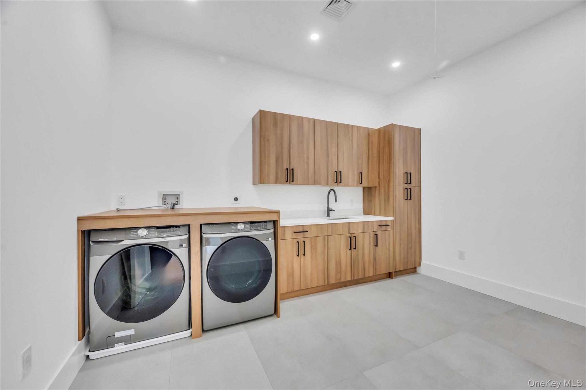 15 Folger Lane – For Sale photo 44