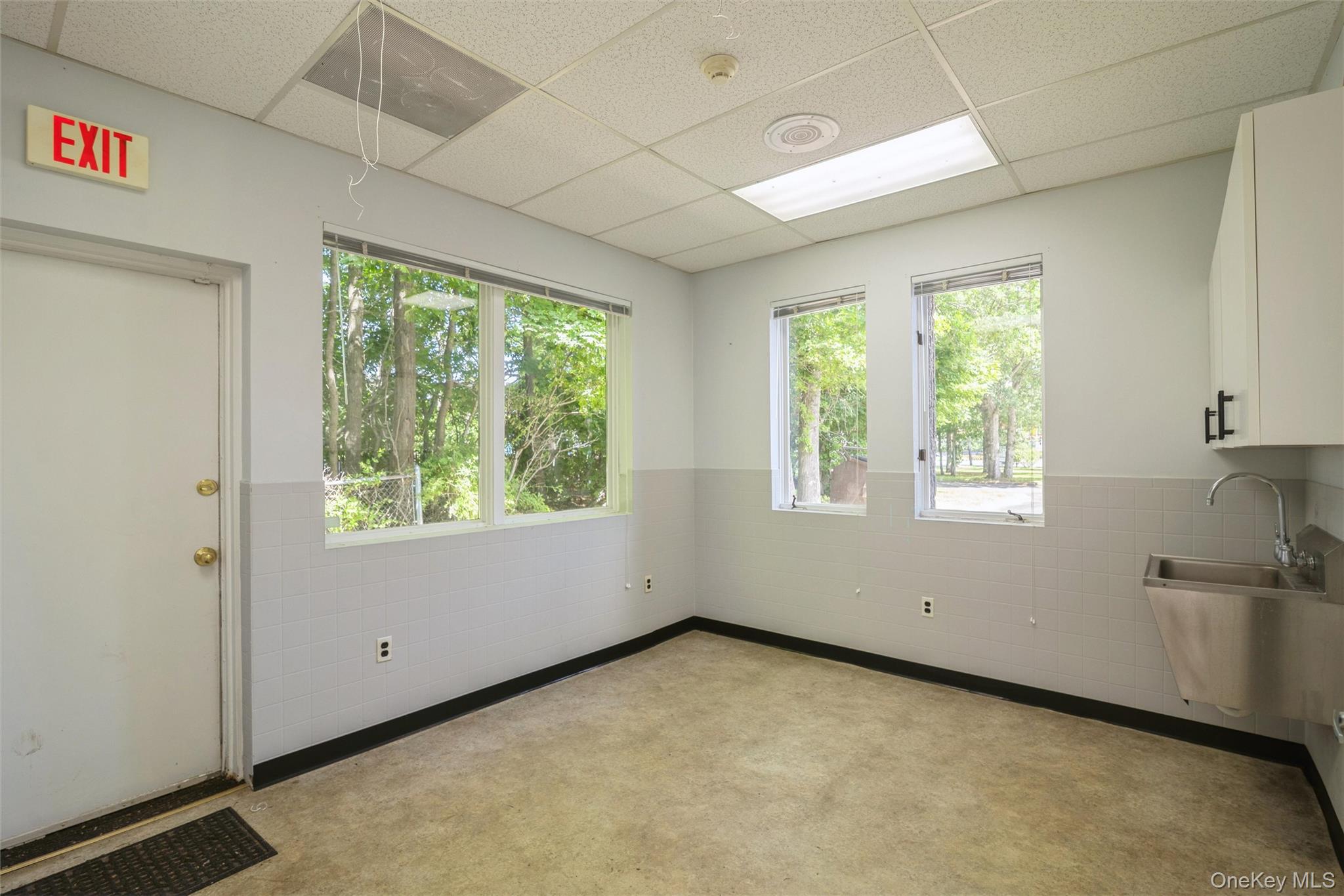 1641A Medford Avenue – For Sale photo 21