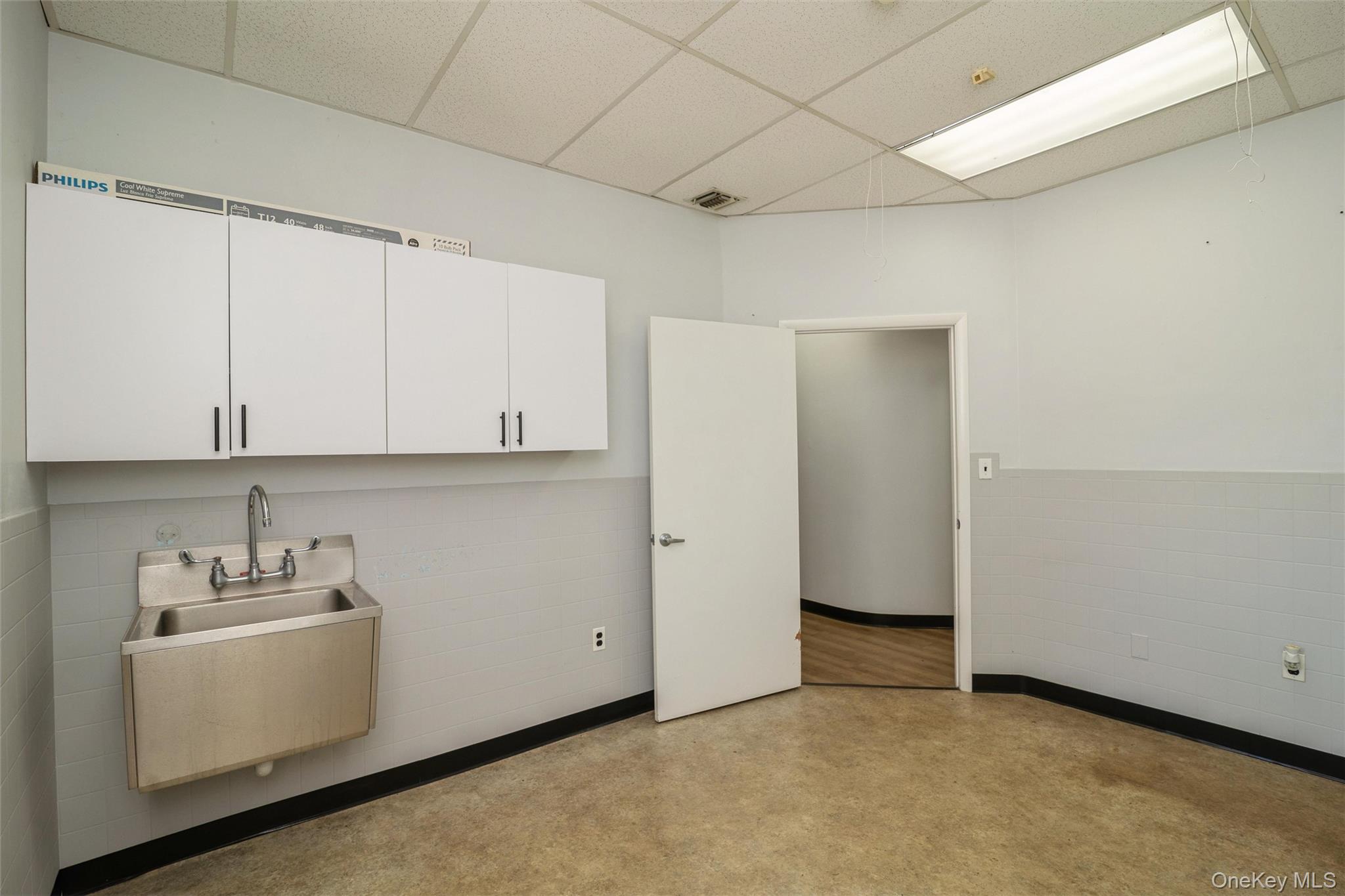 1641A Medford Avenue – For Sale photo 23