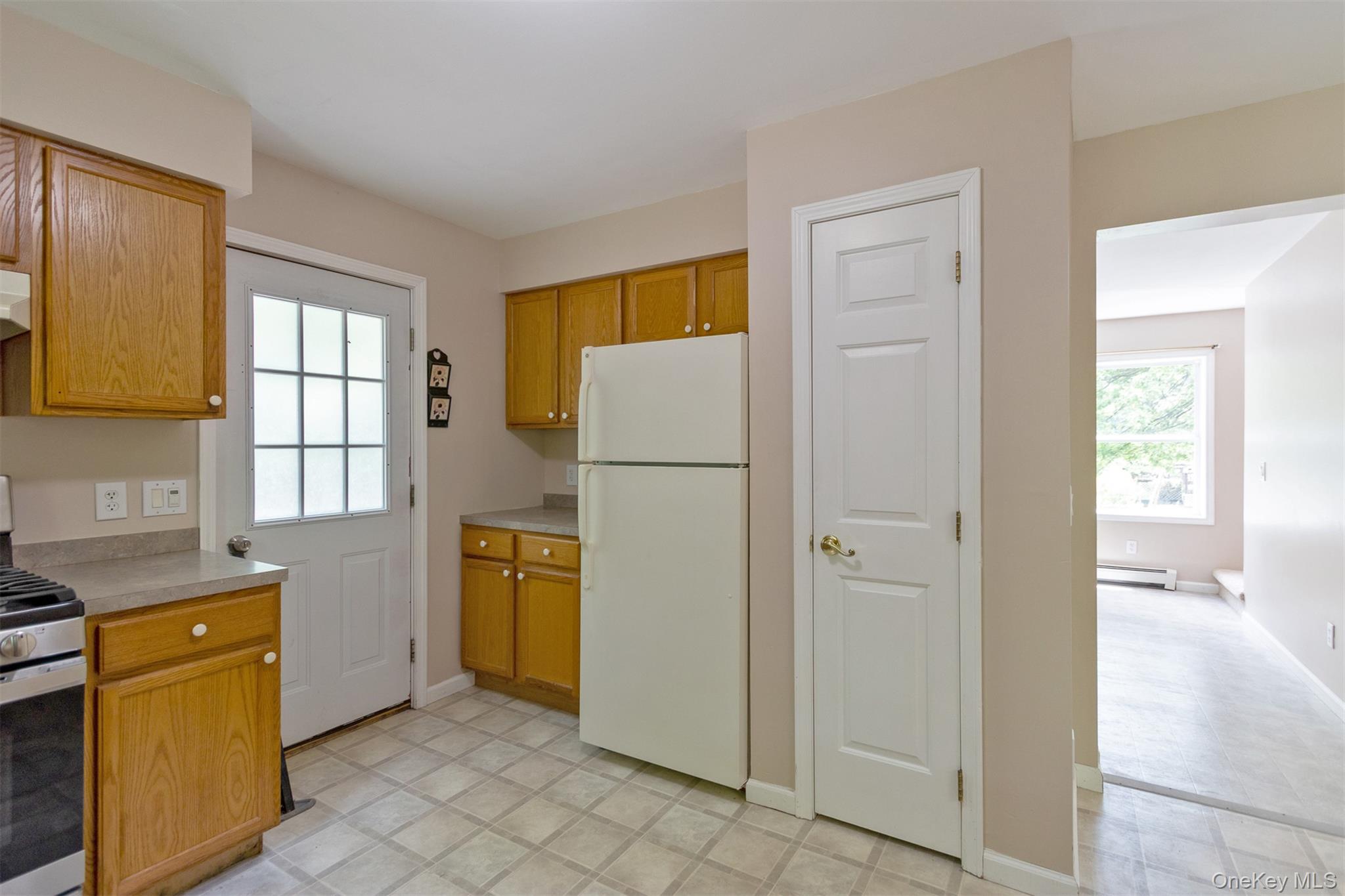 10 Lairds Court – For Sale photo 9