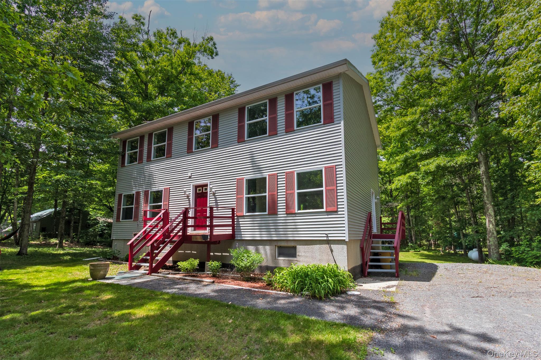 10 Lairds Court – For Sale photo 3