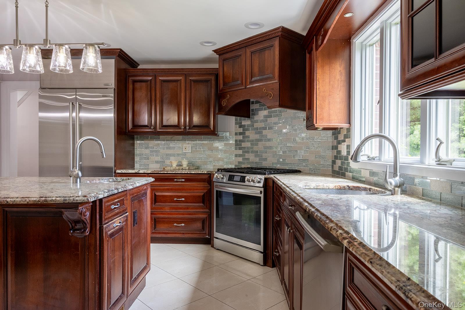 478 Carnation Avenue – For Sale photo 4