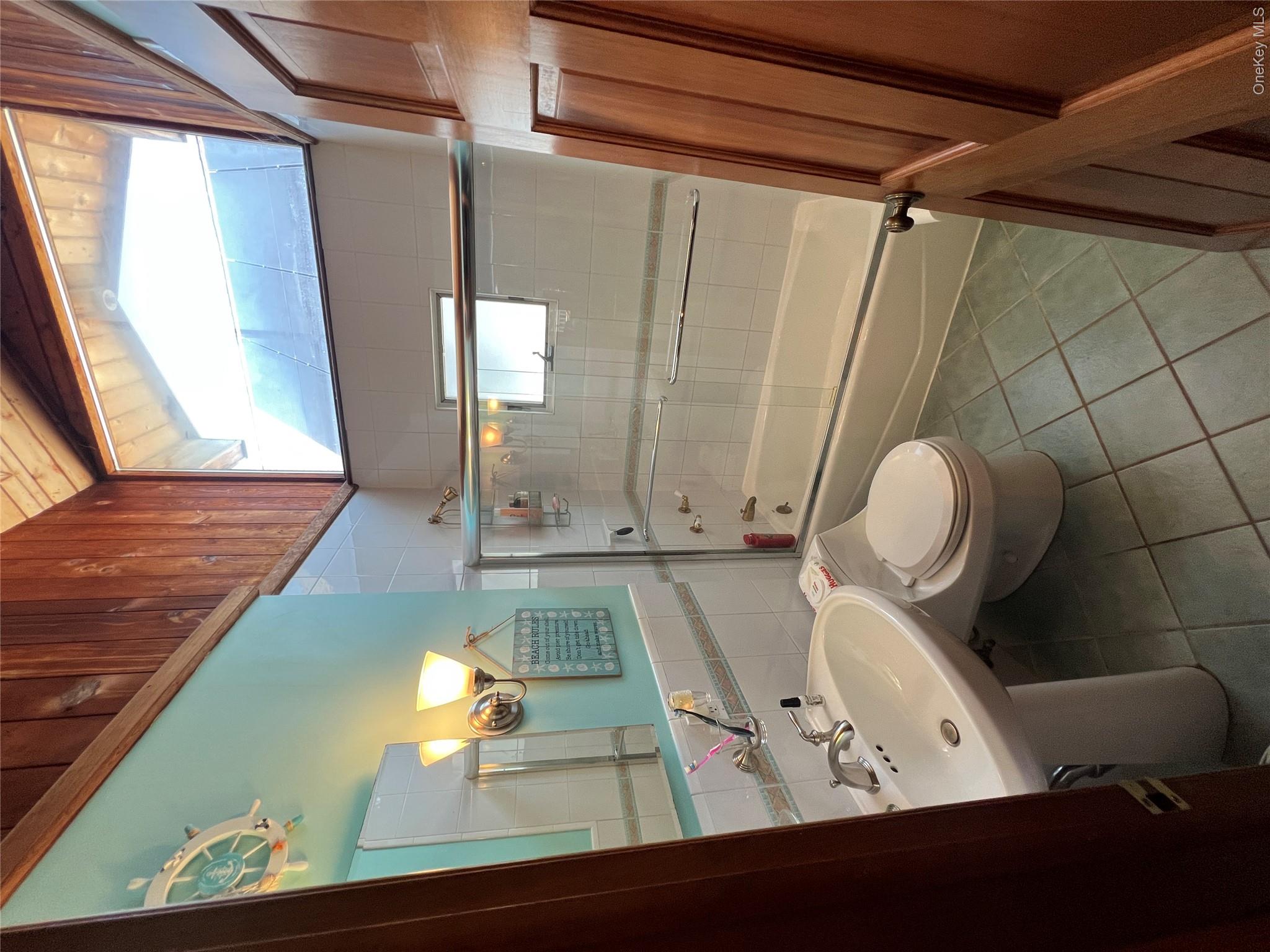 71 Garden City Avenue – For Rent photo 8