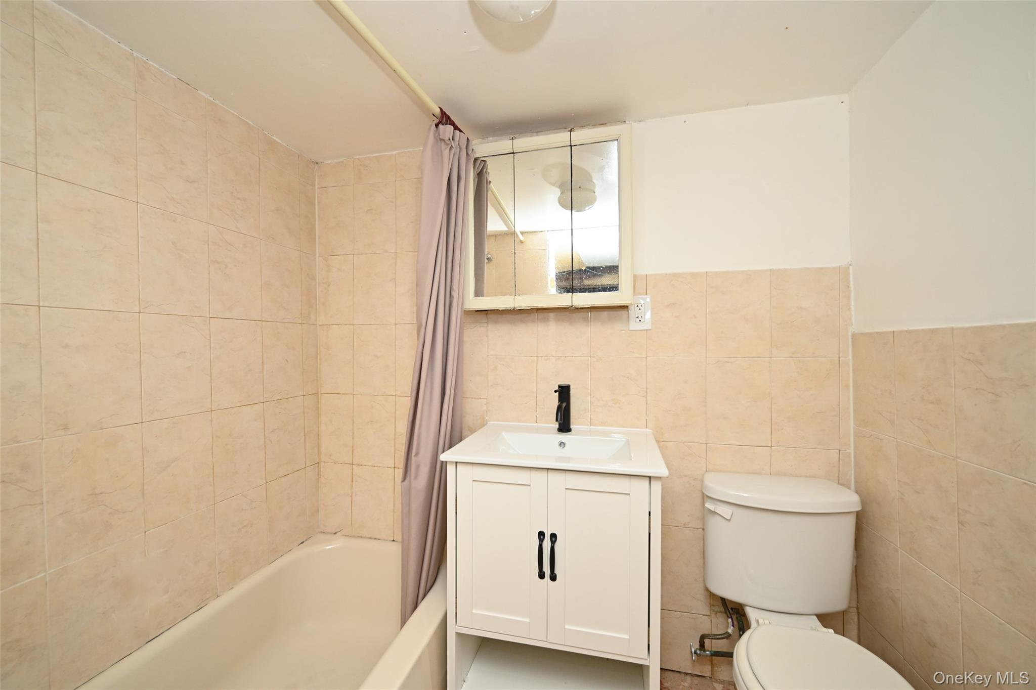 18806 Mangin Avenue – For Sale photo 14