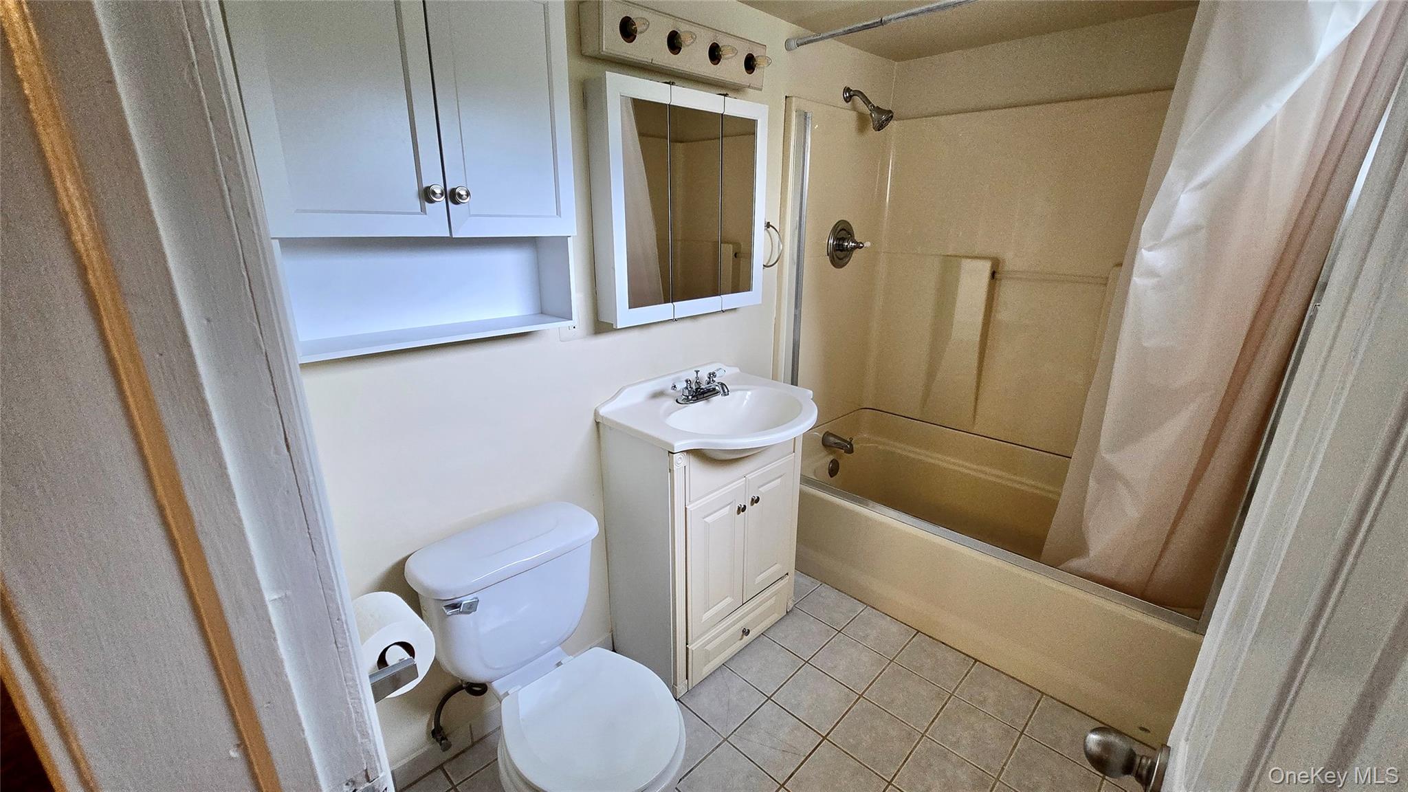 160 Orange Turnpike, Unit B photo 9
